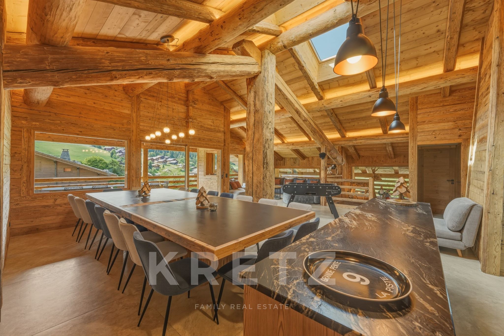 CHALET D’EXCEPTION AVEC PISCINE INTÉRIEURE, SPA ET VUE SUR LES ARAVIS