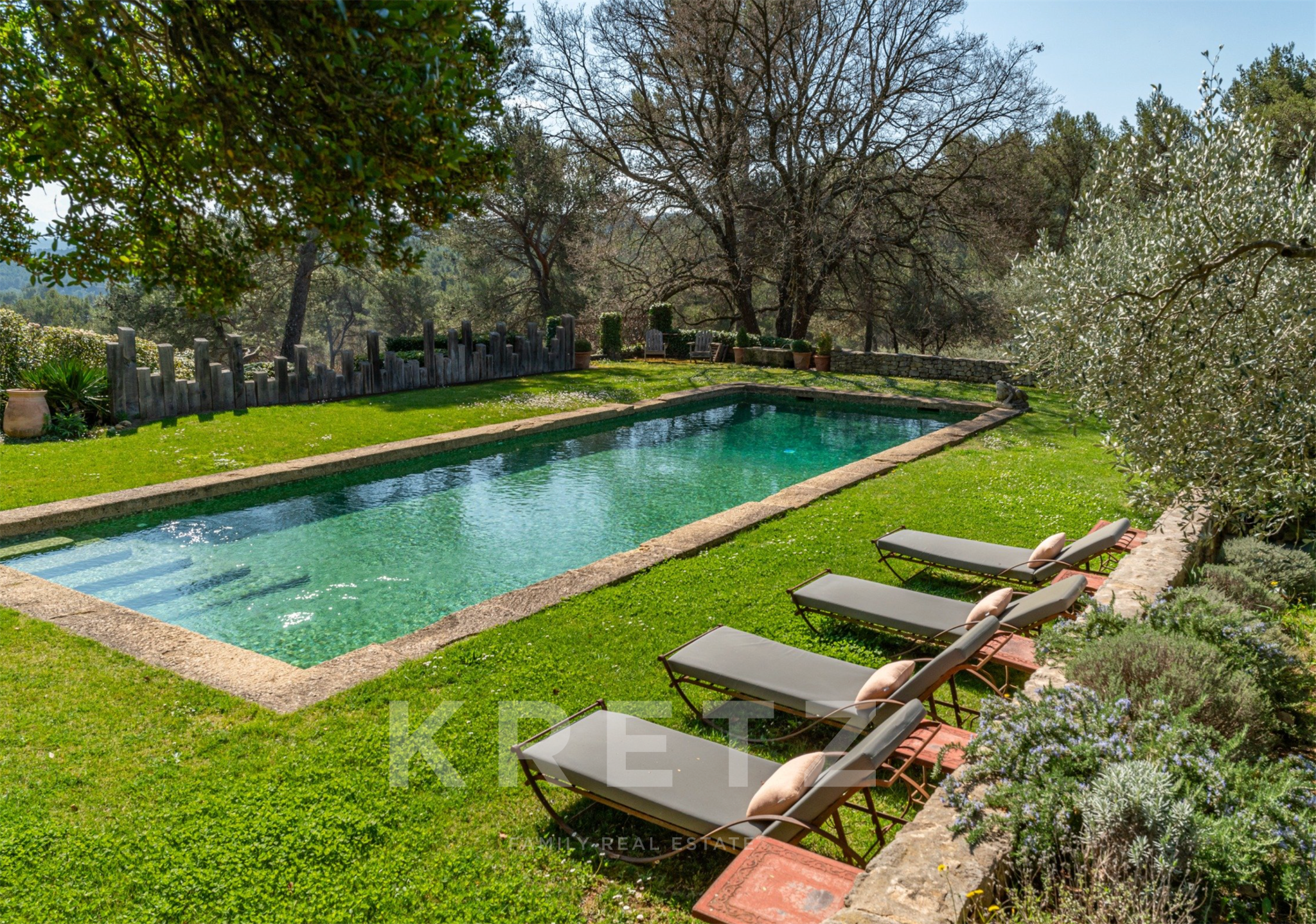 AIX-EN-PROVENCE BASTIDE D'EXCEPTION AU COEUR D’UN DOMAINE DE 3 HECTARES