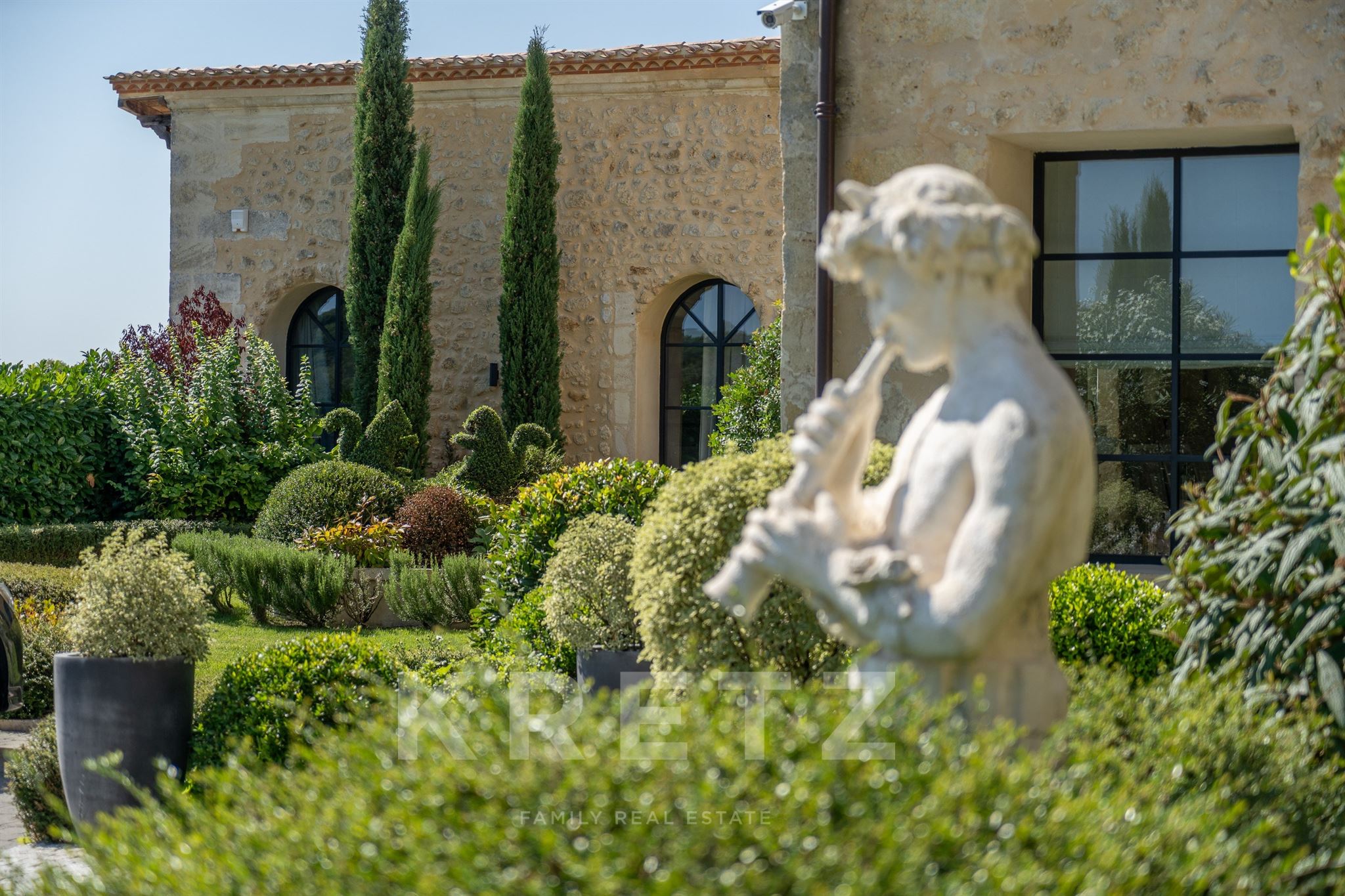 Bordeaux rive droite — Domaine d'exception, 580m² de bâtis, Parc Signature 8850m² & Piscine Bali