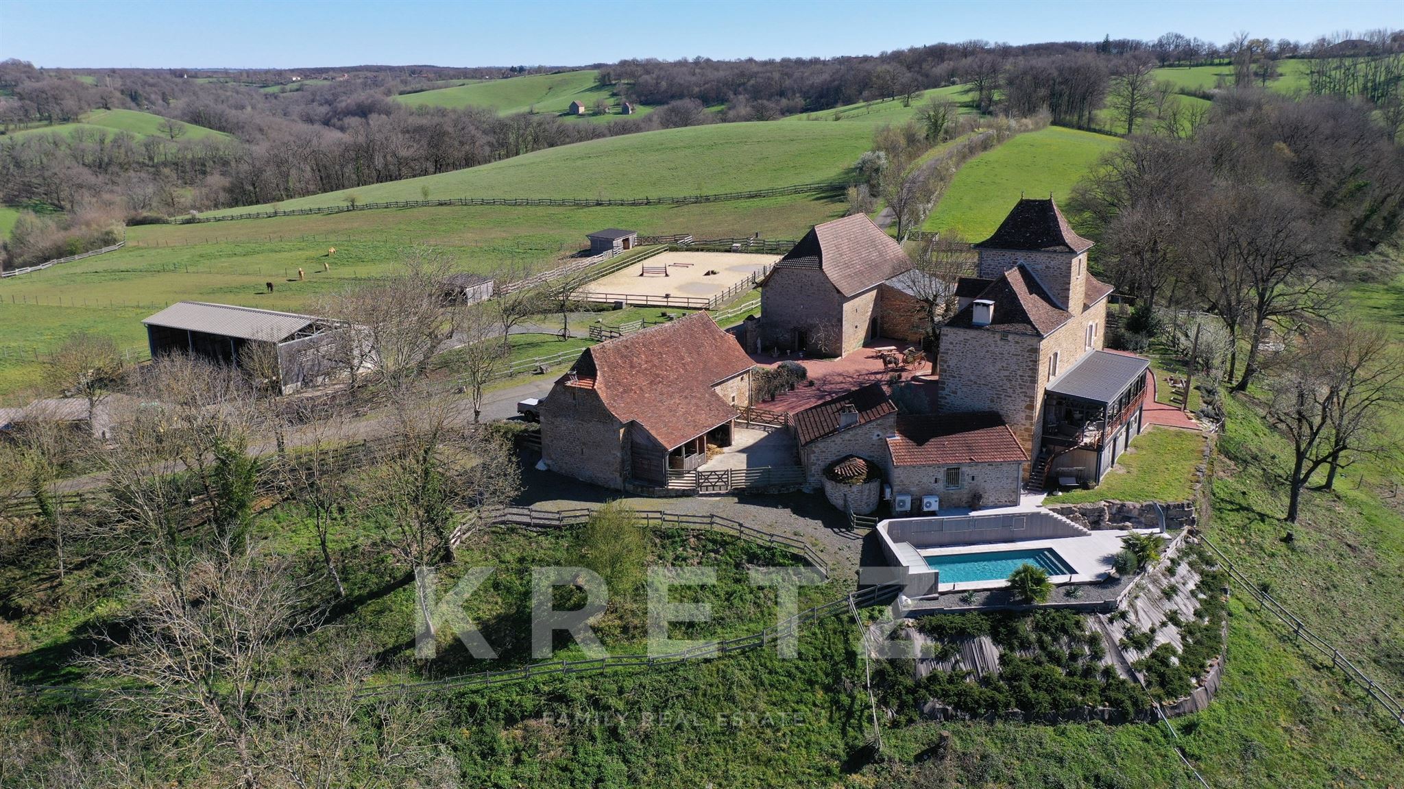 Domaine de 18Ha dans l'Aveyron avec une vue imprenable