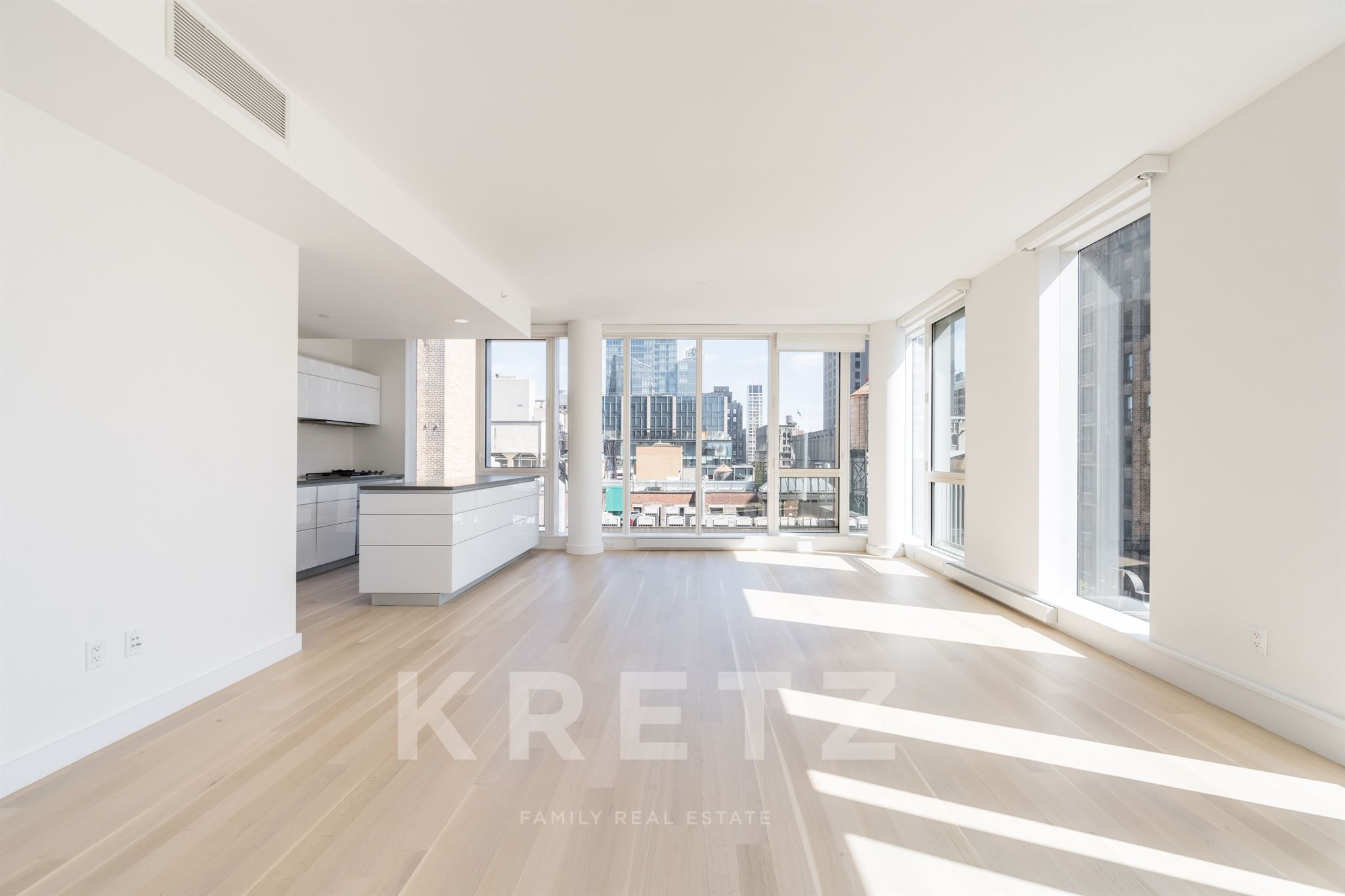 Luminous apartment with views in the heart of Nomad