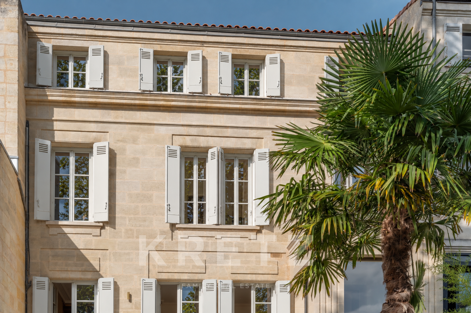 Bordeaux Saint-Seurin | 400m² Prestigious Private Mansion with Garden and Swimming Pool