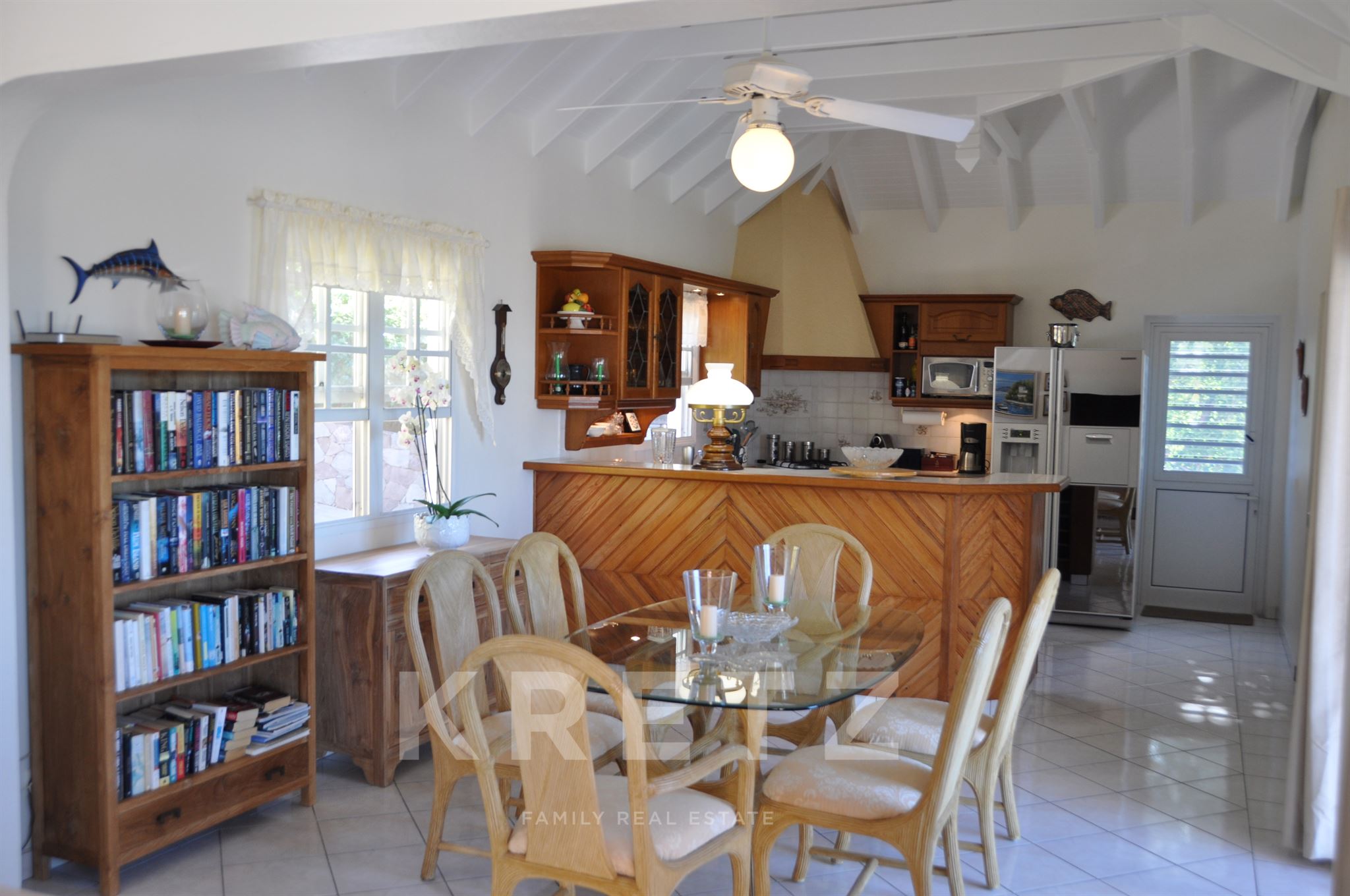 Charming villa overlooking the bay of Saint Jean