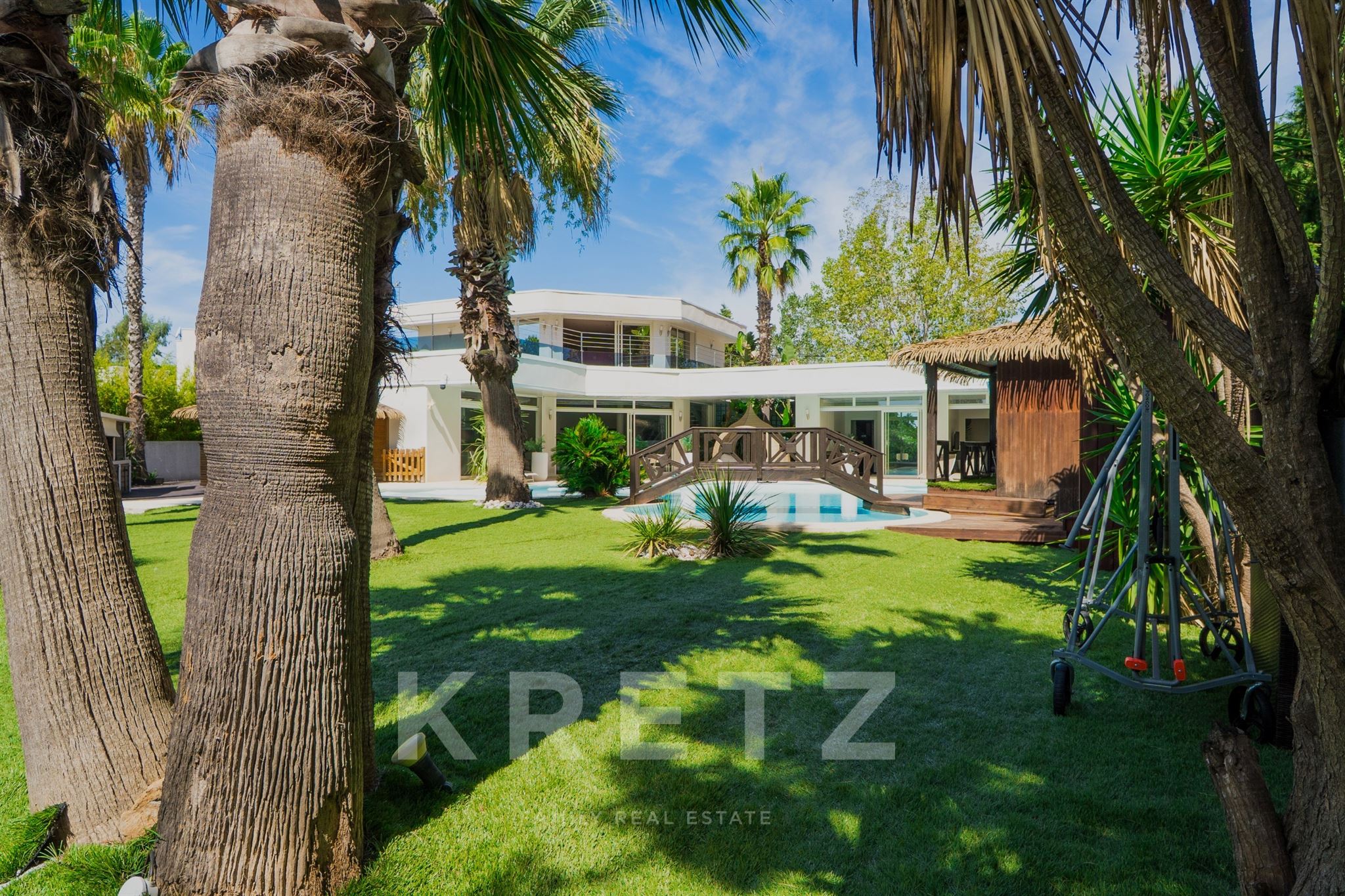 Villa d'architecte contemporaine en bord de mer