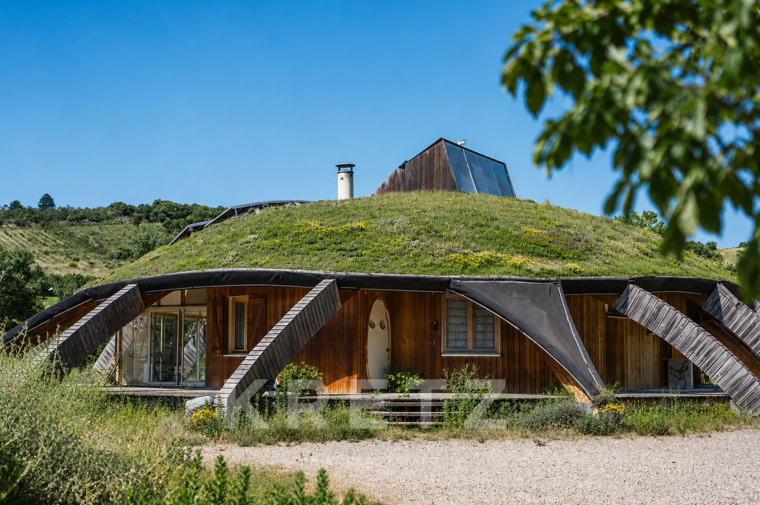 Maison bioclimatique d'architecte – 146 m² – 2,67 ha – 7 500 m² constructibles – Autonomie énergétiq
