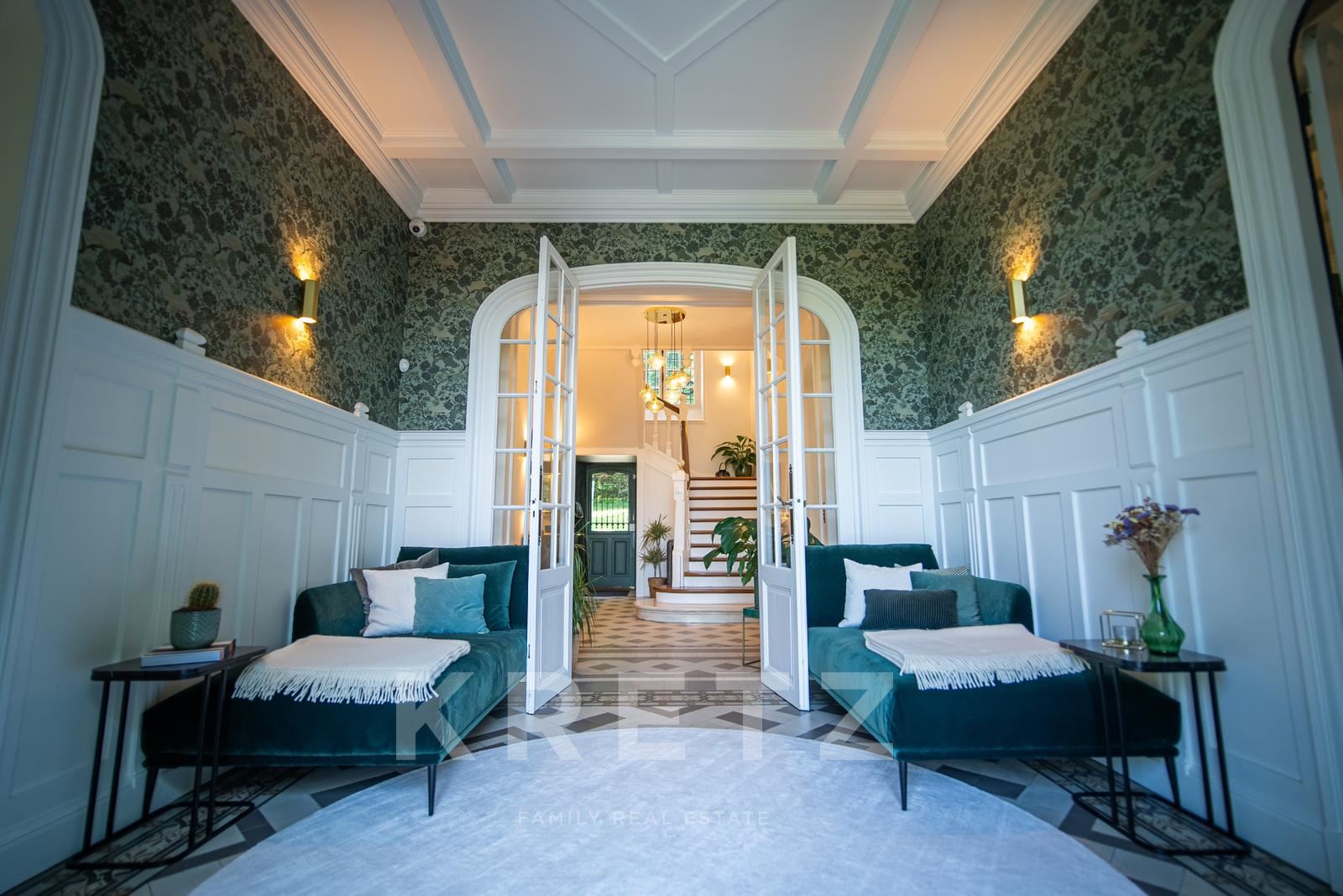 Exceptional property 20 minutes from Paris