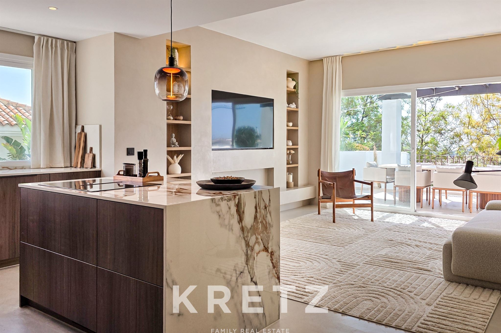 High-end duplex with terraces
