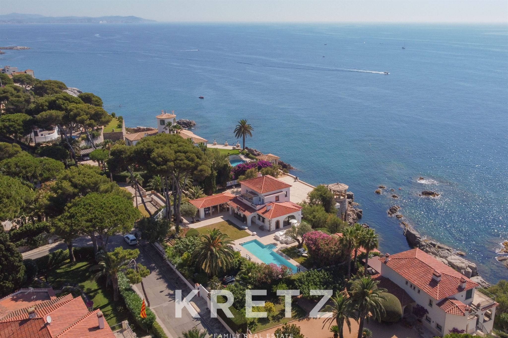 Ultra-Exclusive Frontline Mediterranean Property
