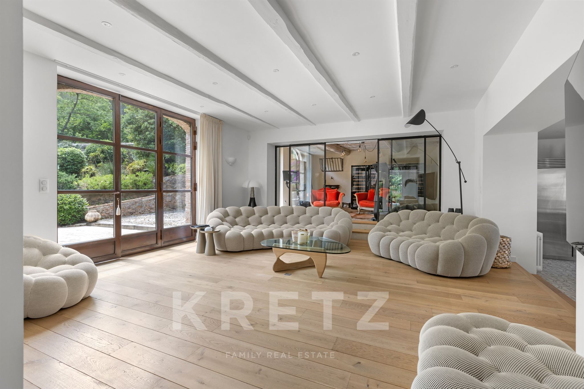 Hyères — Renovated 19th-Century Estate near Almanarre Beach