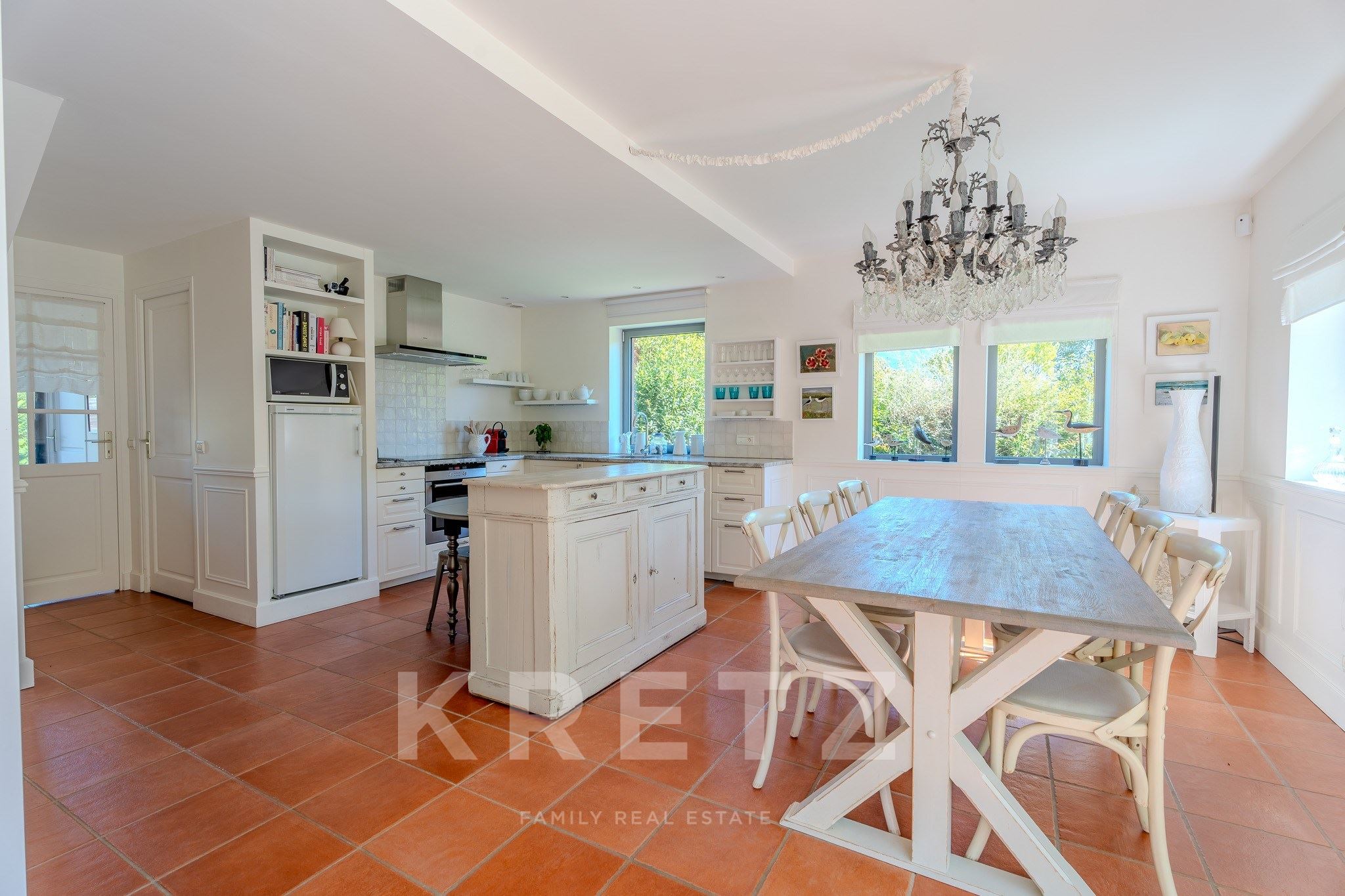 Sévrier 8-room house 300 metres from Lake Annecy with views of La Tournette