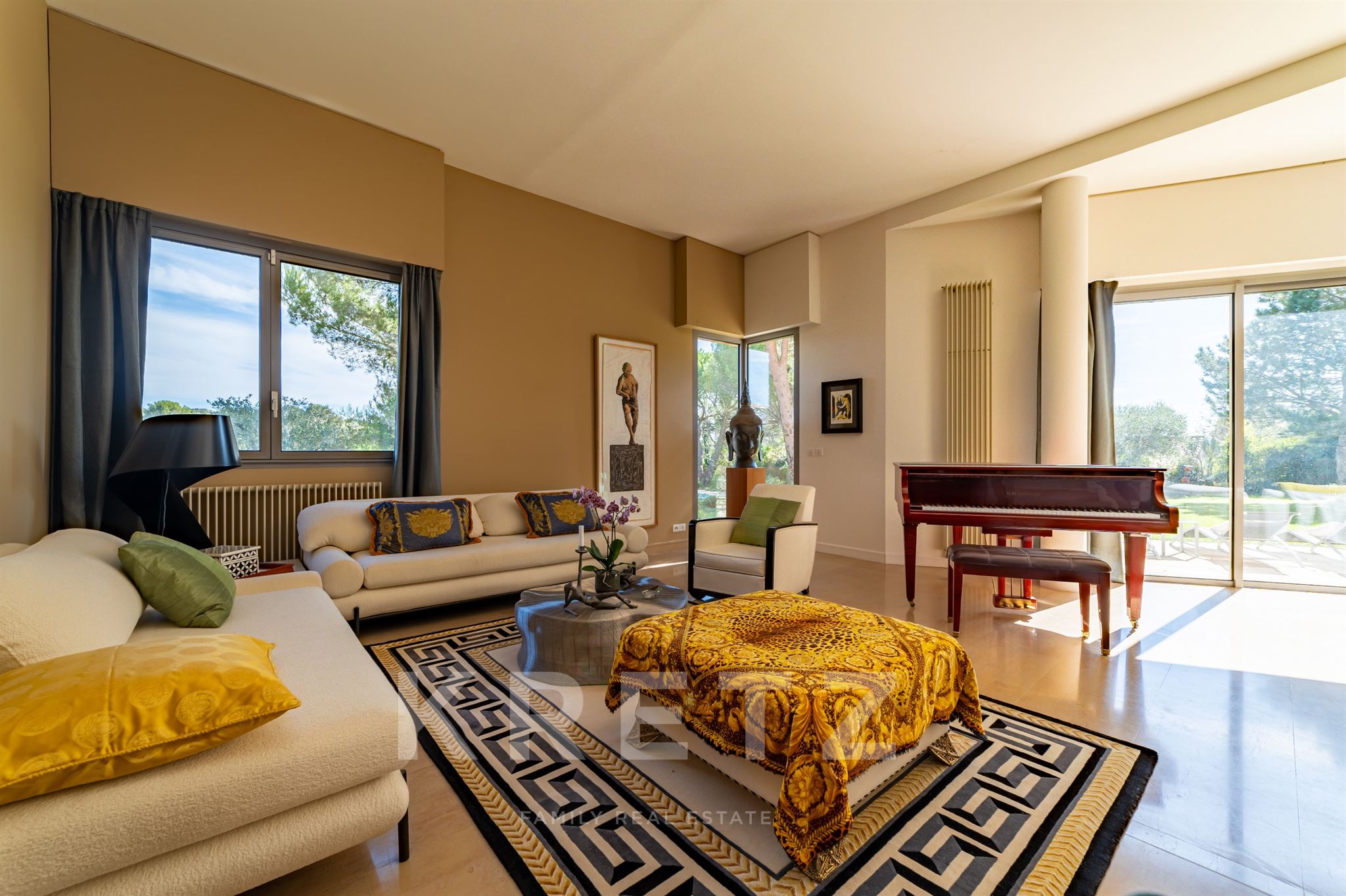 Provence Avignon – Architect-designed house with swimming pool