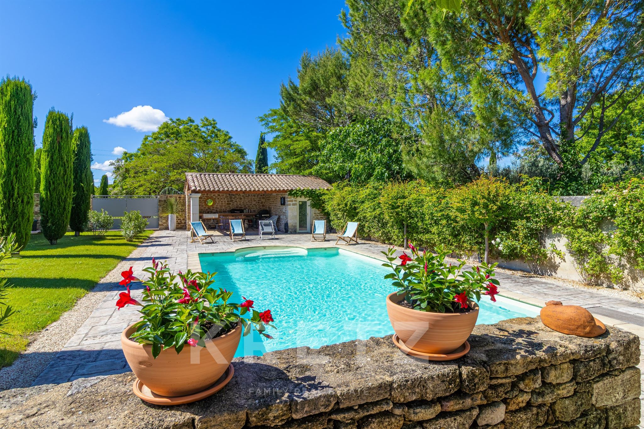Beautiful Provençal farmhouse with swimming pool - High quality restoration