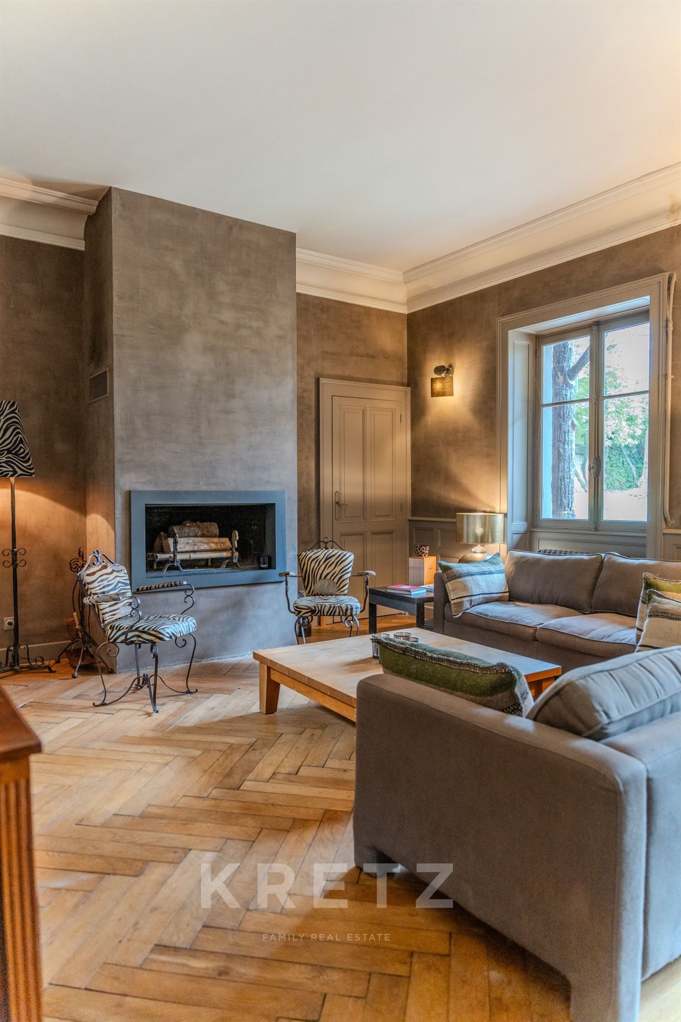 Exceptional Historic Villa with Landscaped Park and Pool – Aix-les-Bains, Steps from the Lake and Th
