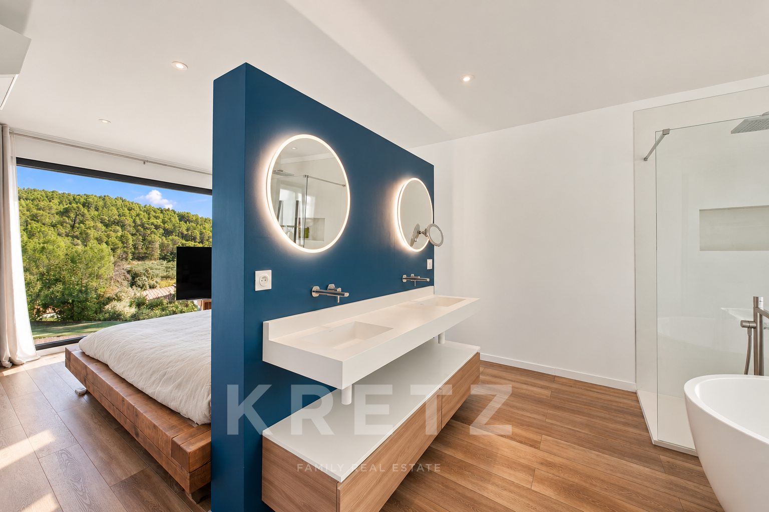 Propriété contemporaine d'exception avec vue panoramique