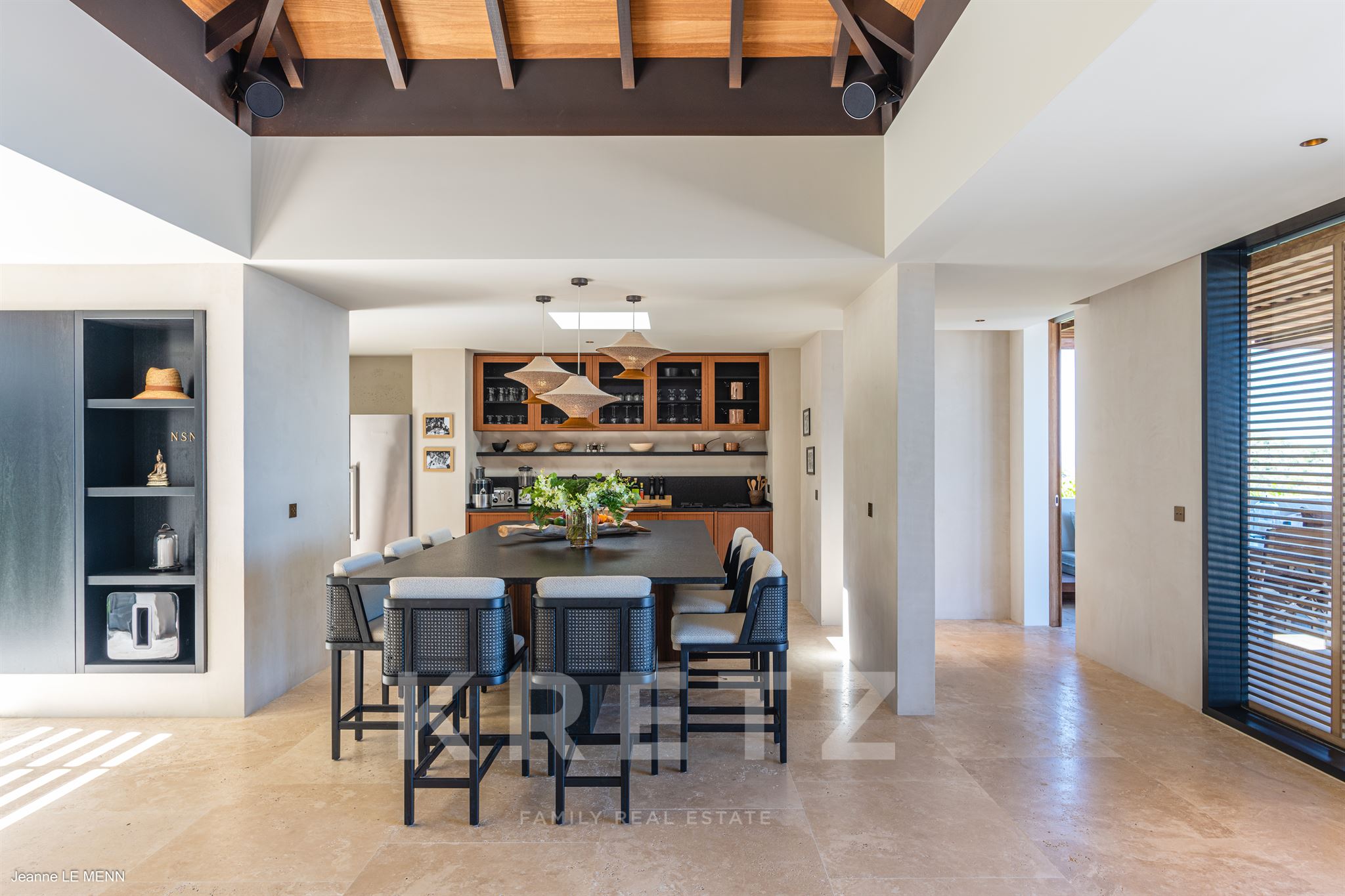 Architect-designed villa with panoramic view of Saint Jean