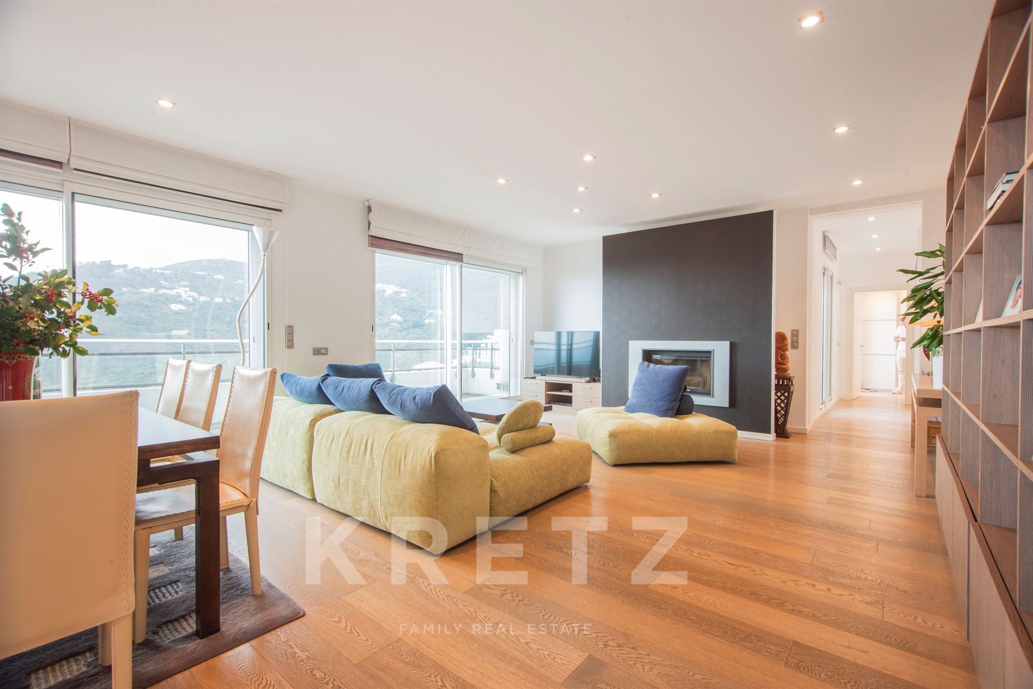 Exceptional penthouse with private pool & sea view - Bastia