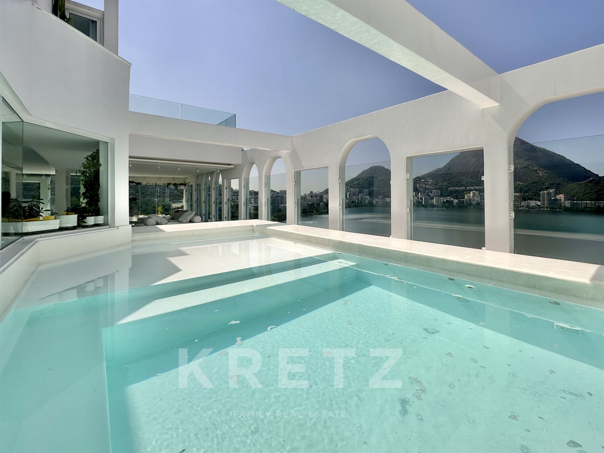Architect-designed penthouse with exceptional views