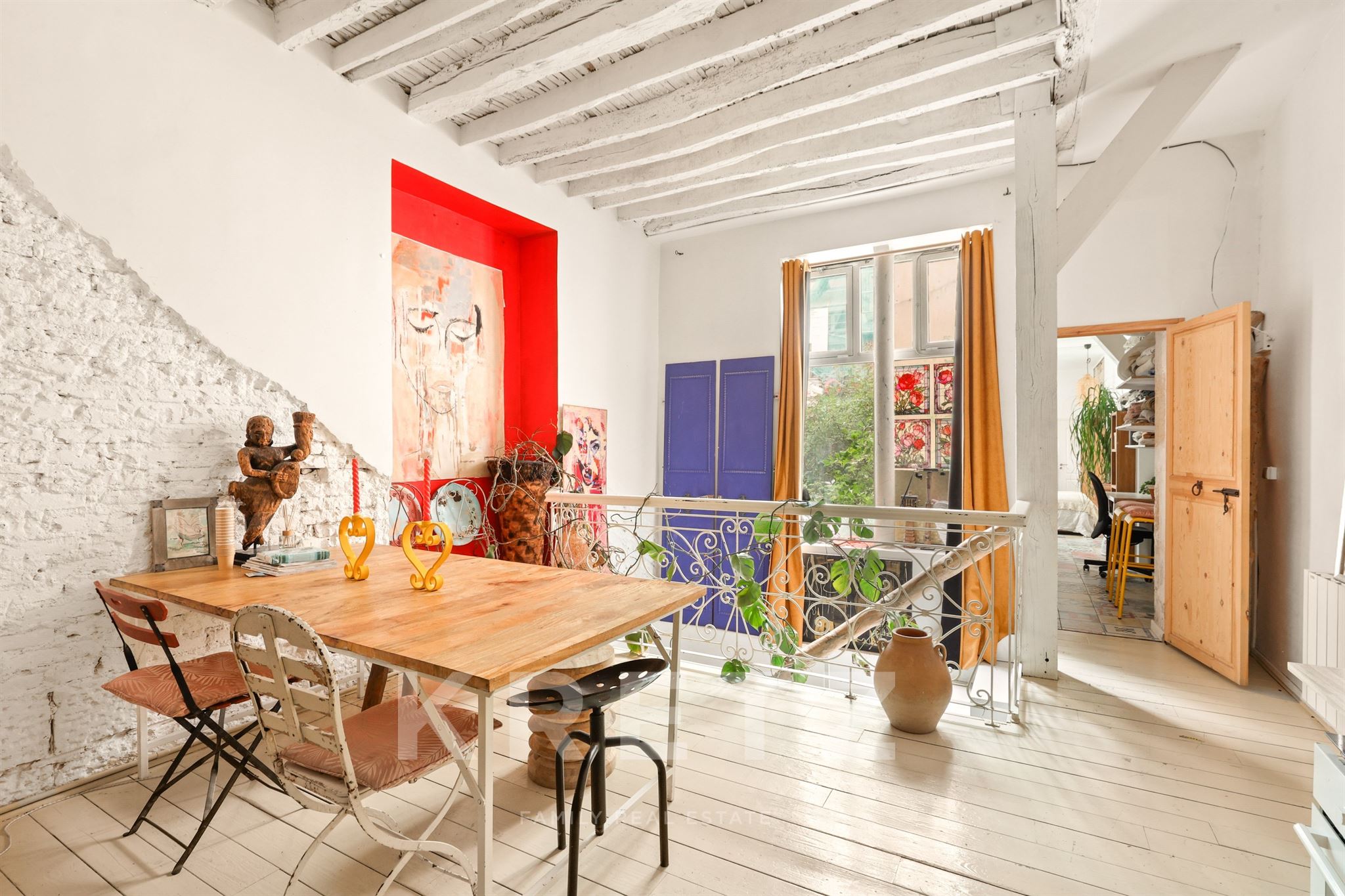 Paris 10 ème – Loft de caractère, esprit atelier d’artiste