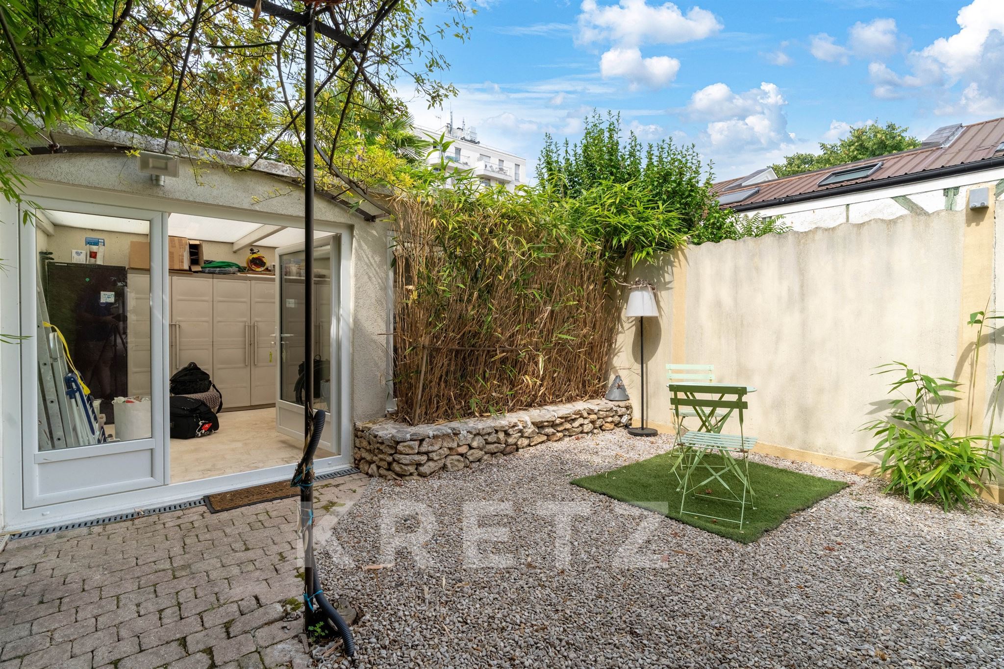 COURBEVOIE (92400) - COEUR DE VILLE - MAISON INDIVIDUELLE - SANS VIS-À-VIS - JARDIN PAYSAGER - CALME