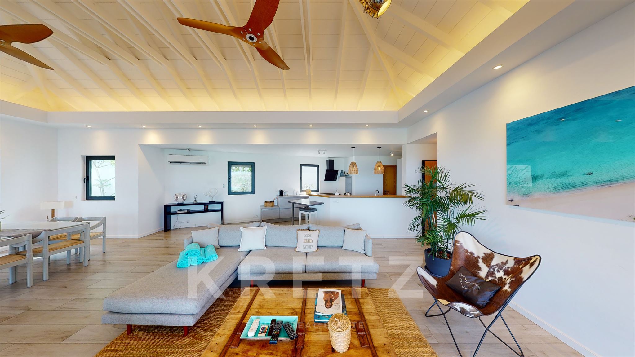 Villa with panoramic lagoon view