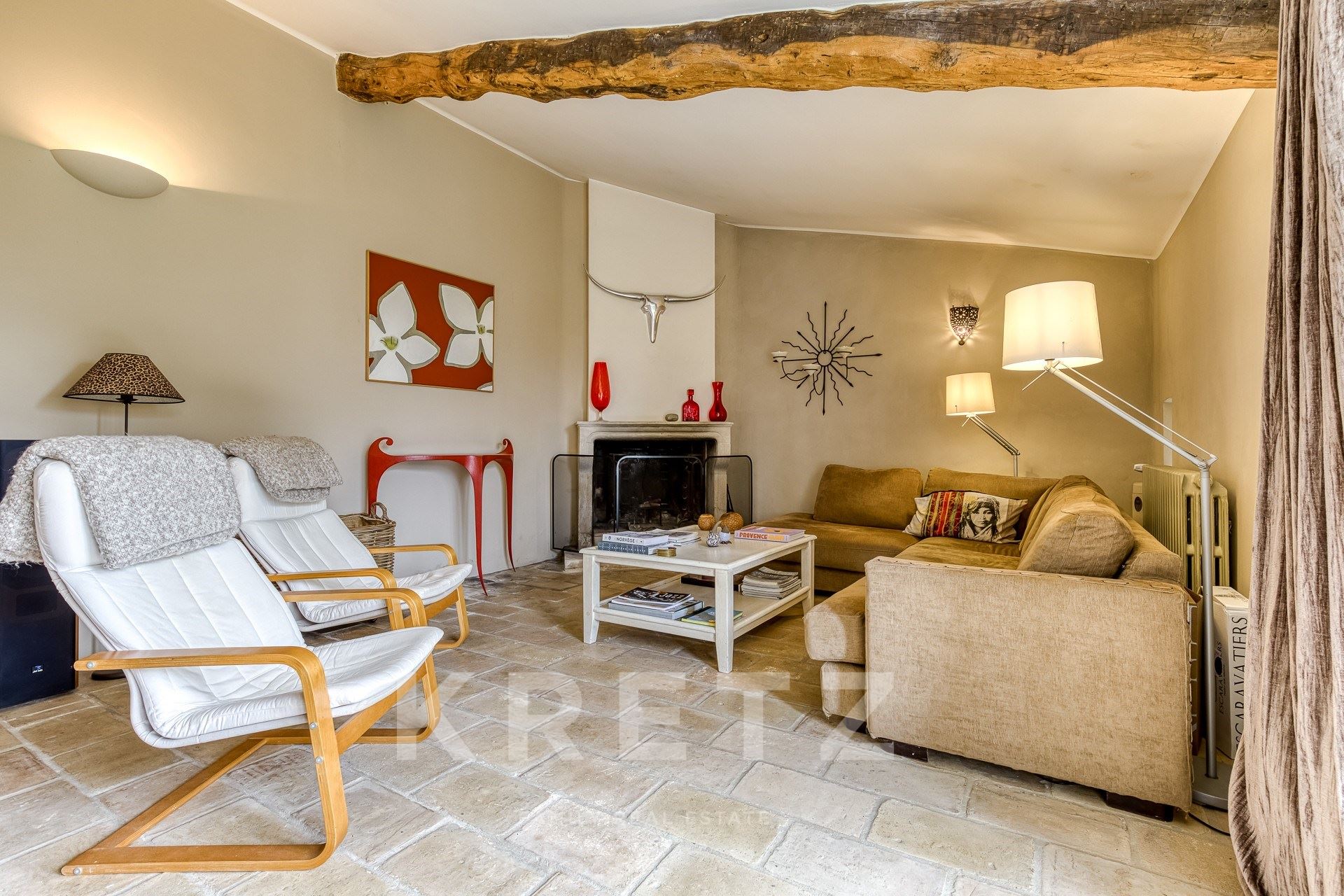 Domaine rénové de plus de 260m2 – 20 ha – Vue exceptionnelle – Montagne de Lure