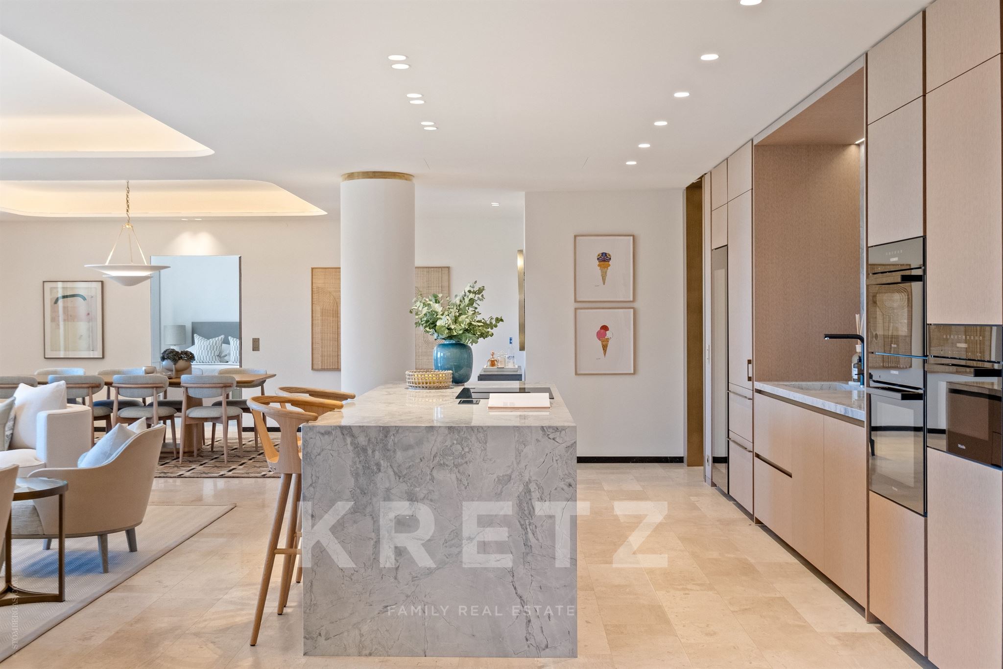 Timeless Art Deco Elegant Apartement with Panoramic Sea Views