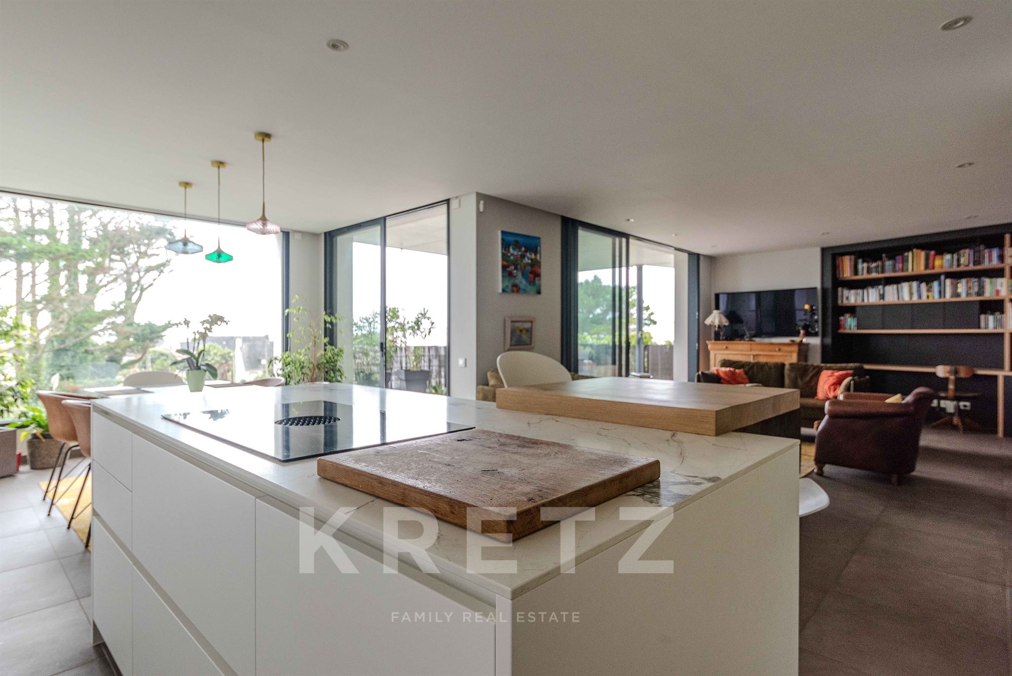 Maison contemporaine avec vue mer
