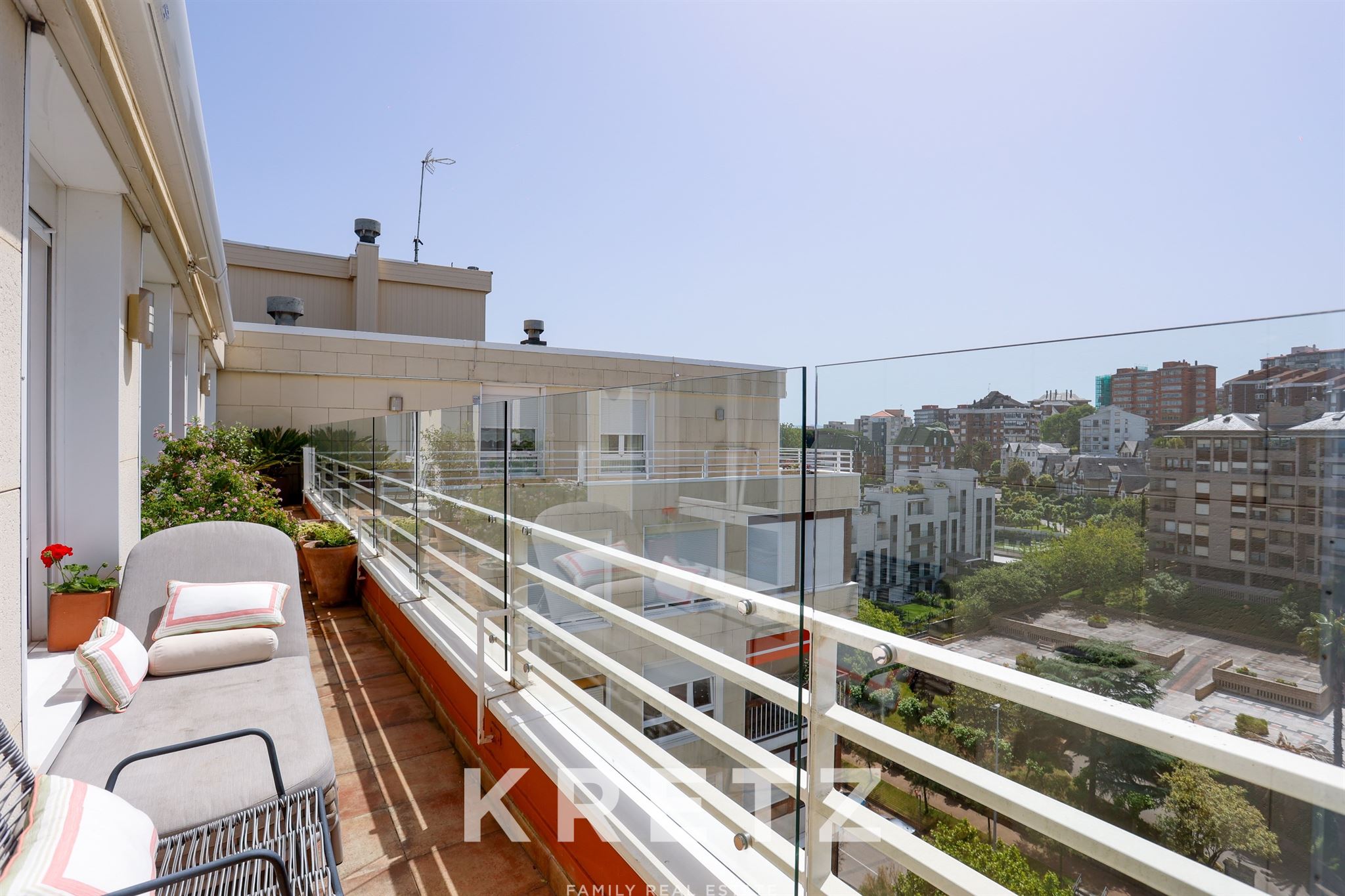 PENTHOUSE WITH SEA VIEWS IN EL SARDINERO