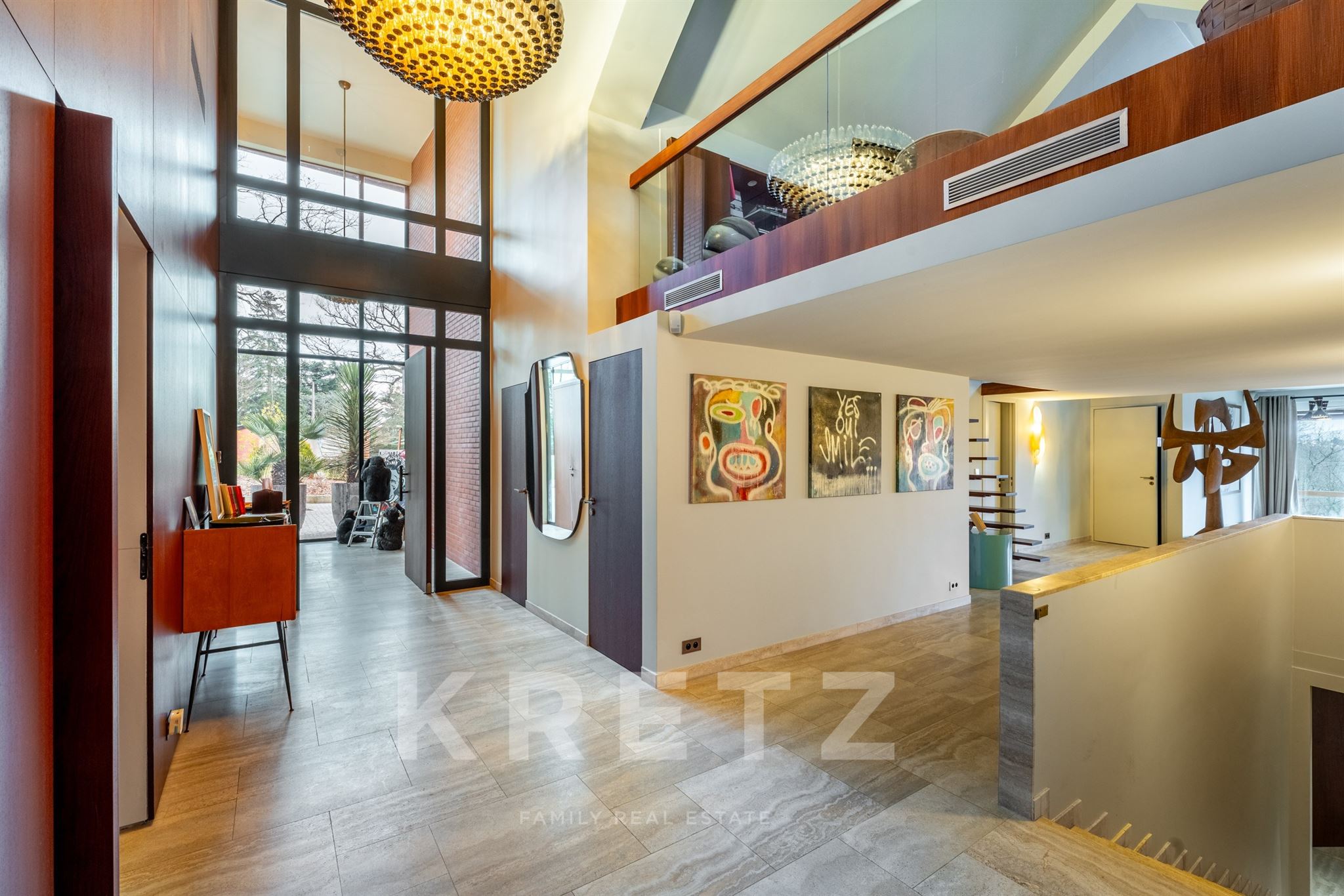 Exceptional Architect-Designed Villa – West Lyon