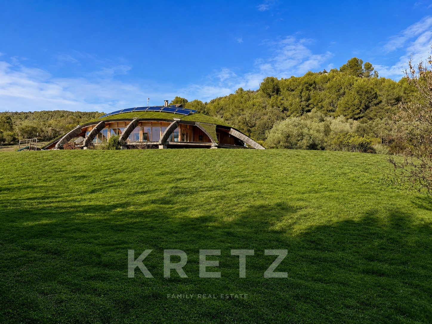 Maison bioclimatique d'architecte – 146 m² – 2,67 ha – 7 500 m² constructibles – Autonomie énergétiq