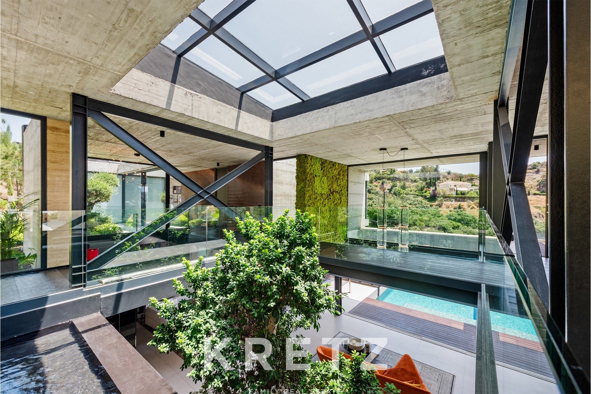 Floating House – An International Award-Winning Masterpiece in the Heart of Marbella Club Golf