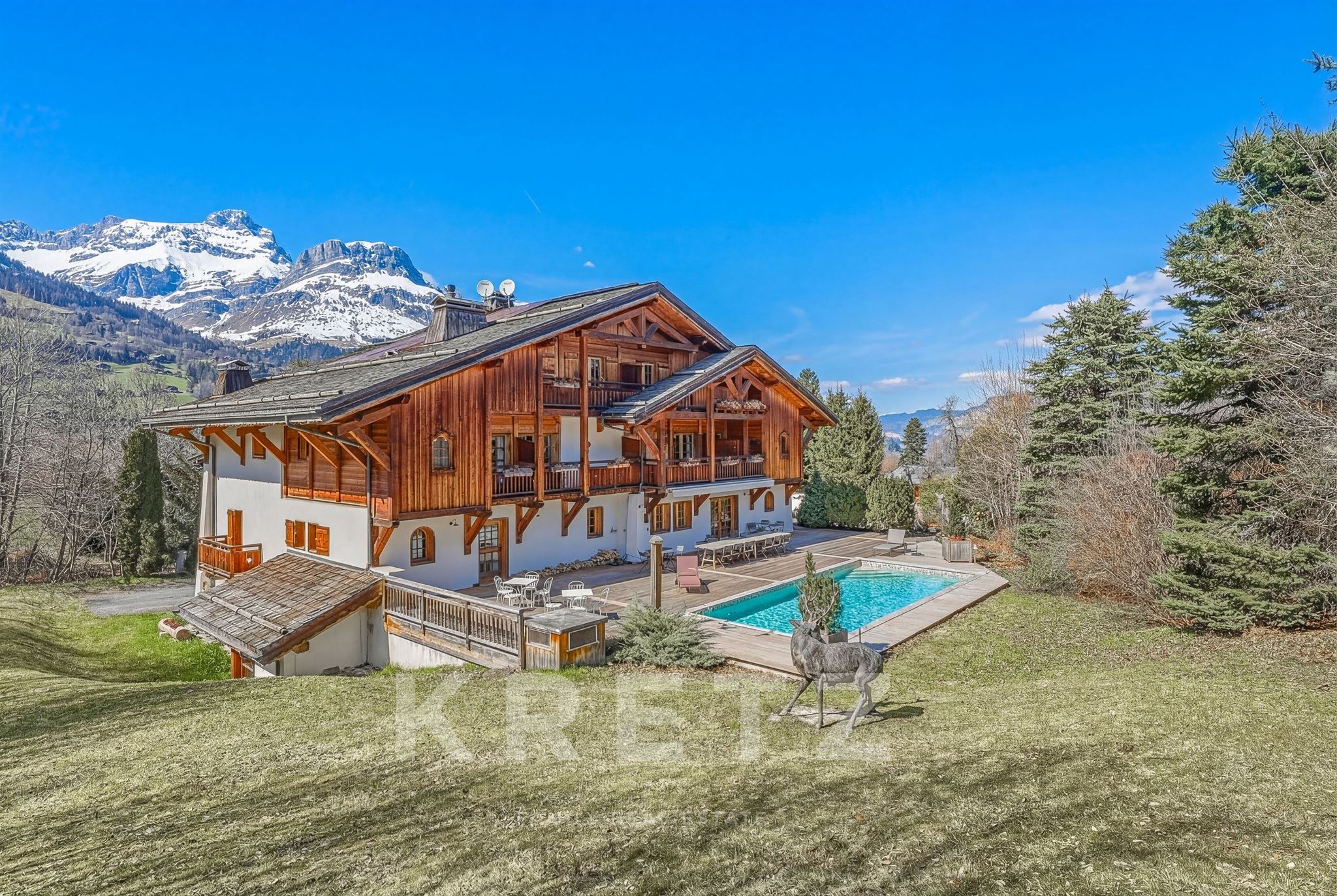 Between Cordon and Combloux – 4★ Chalet-Hotel & Spa near Megève