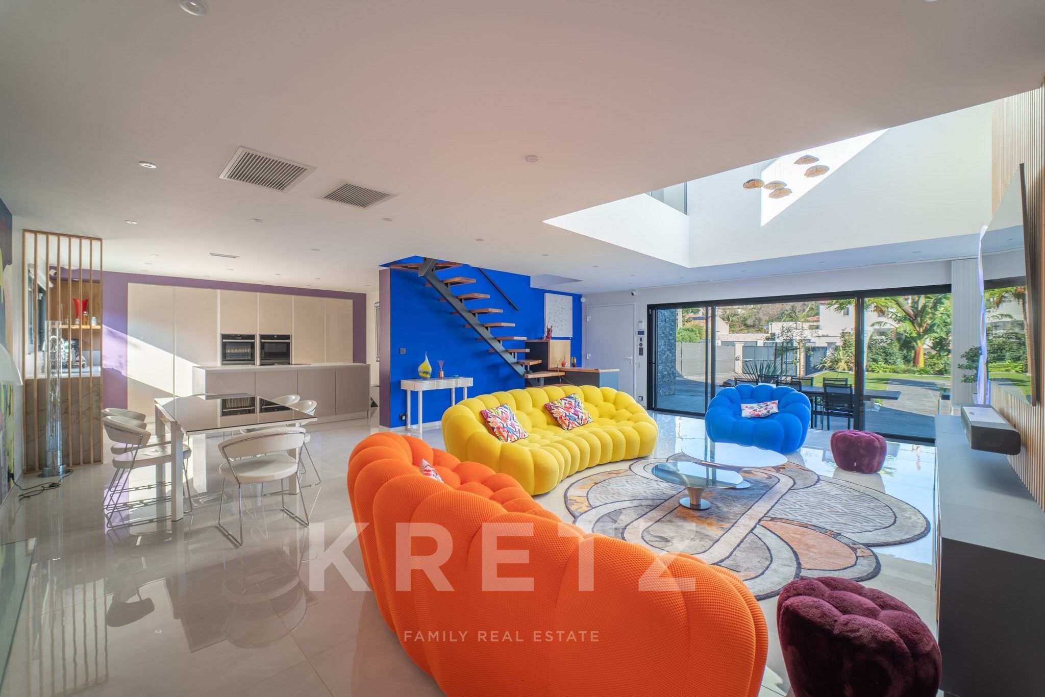 Petite Camargue – Exceptional contemporary villa with swimming pool and landscaped garden