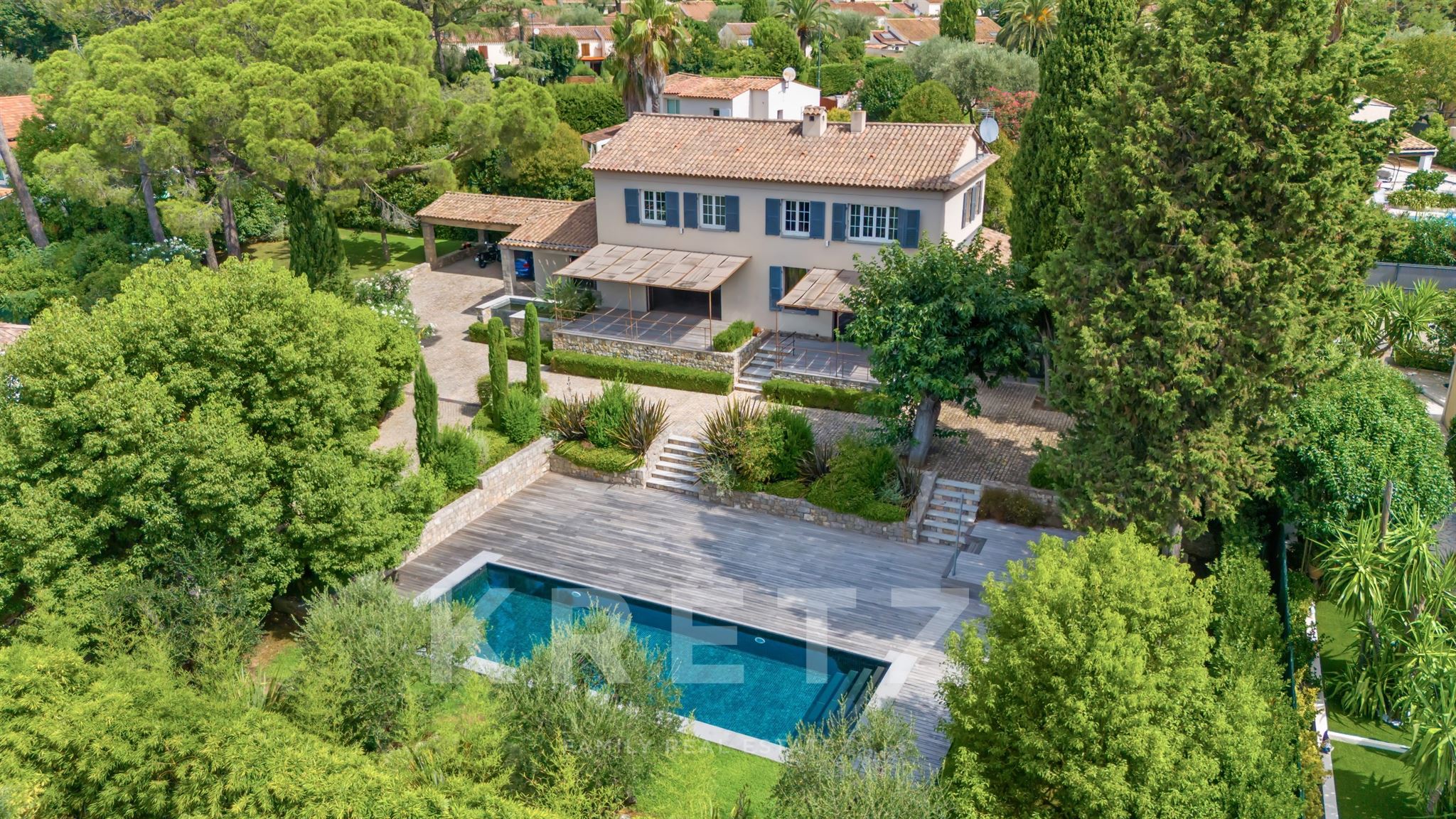 Villa au cœur de saint Basile à Mougins avec Piscine de Bali