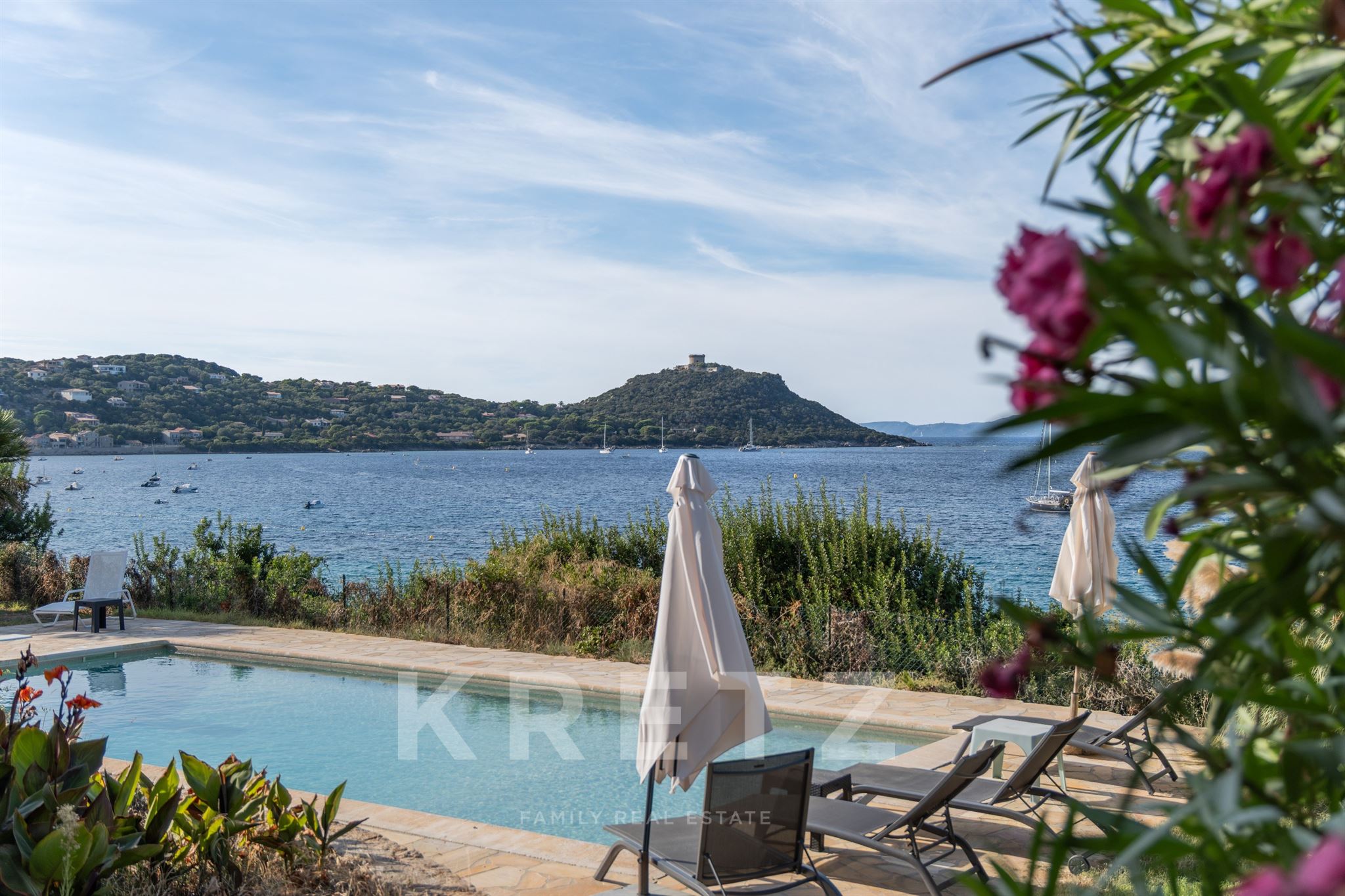 Maison familiale avec piscine