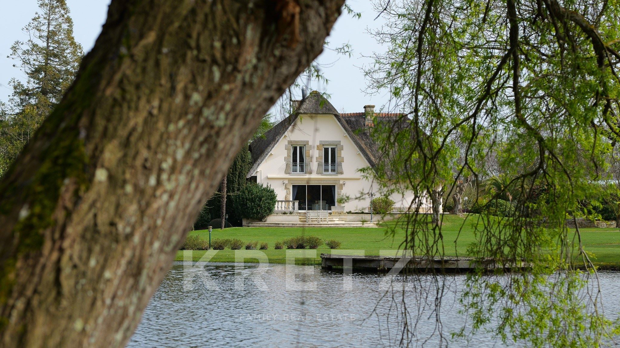 Propriété à Hillion - Proche plage - Tennis, Piscine et Étang
