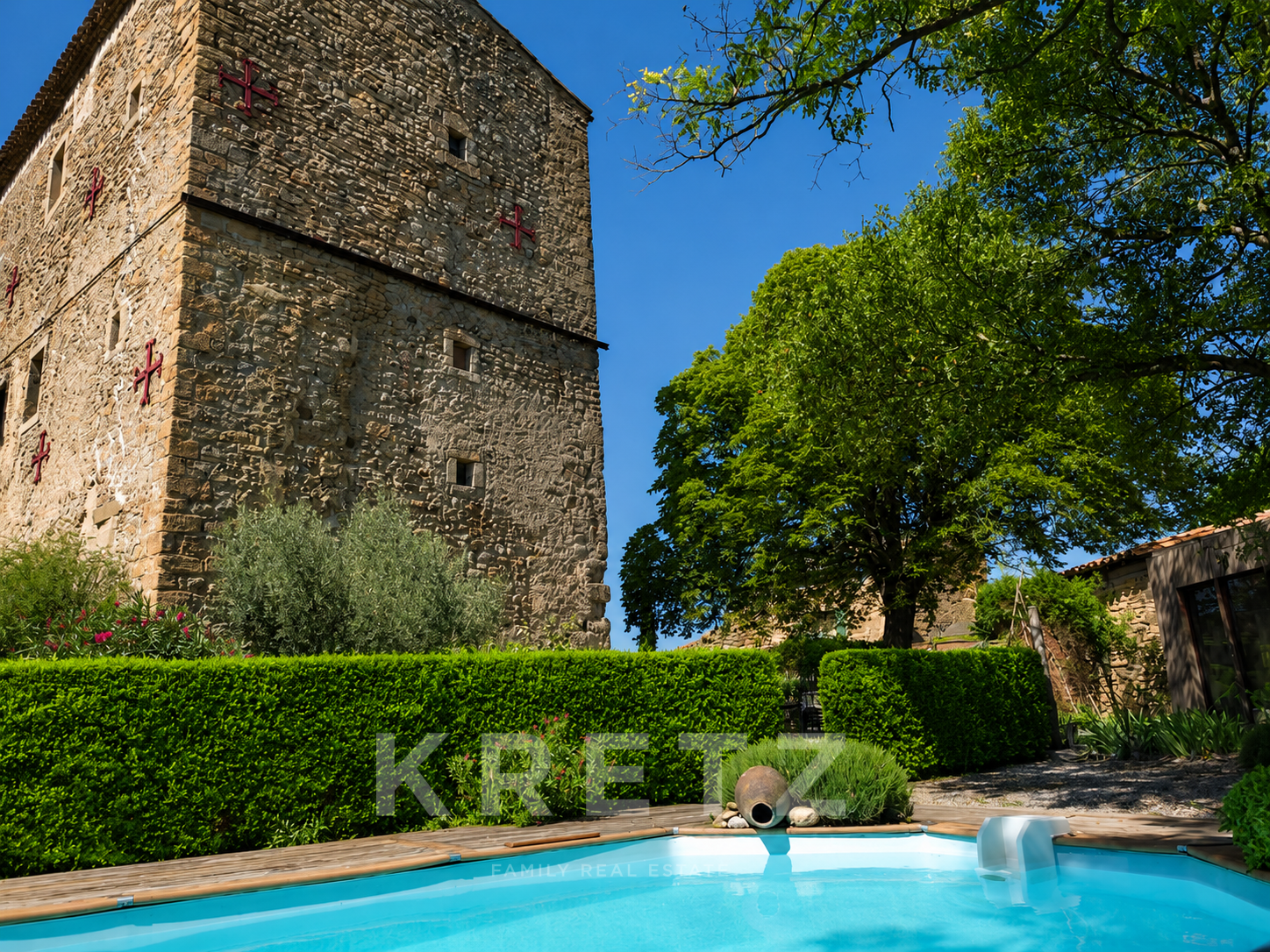 Propriété de luxe avec donjon classé et potentiel unique proche Carcassonne