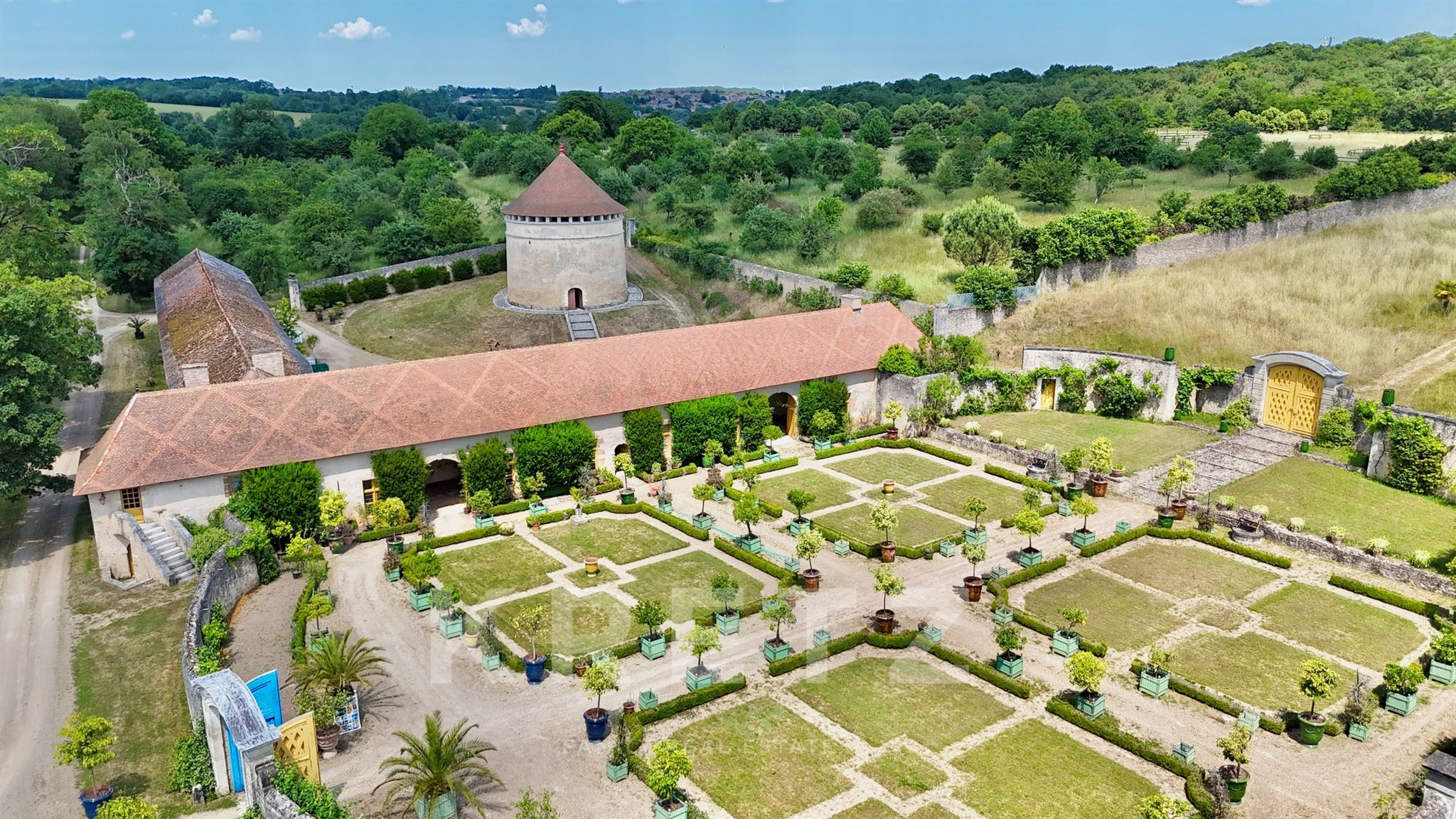 A listed historic castle, a symbol of French classicism