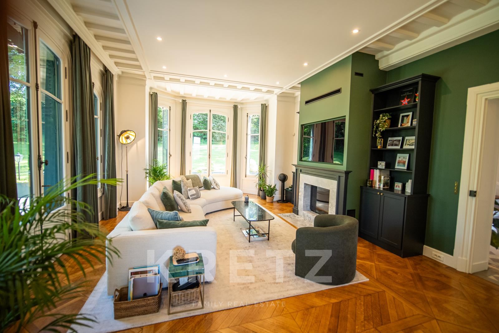 Exceptional property 20 minutes from Paris