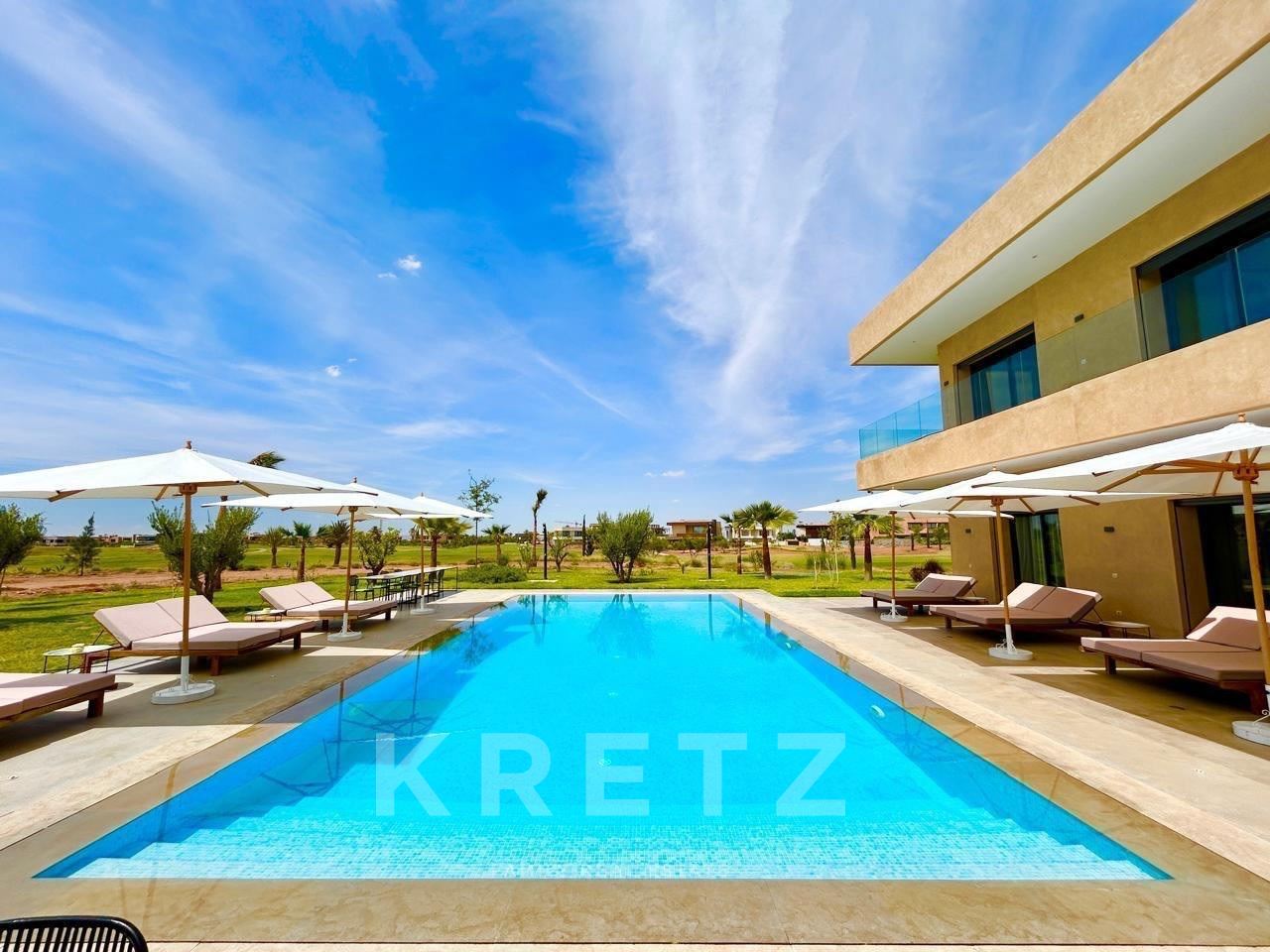 Villa de prestige en front de golf