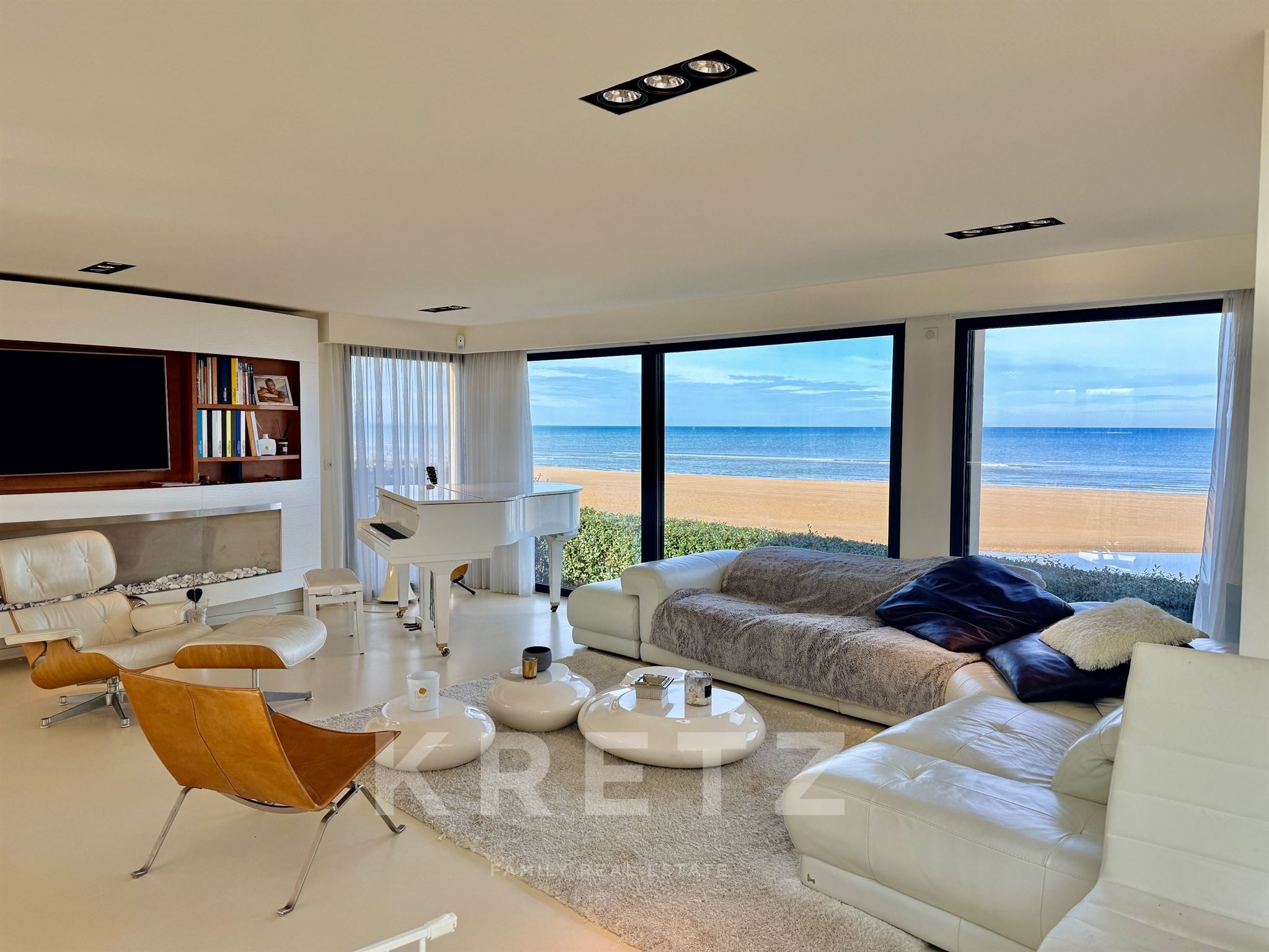 Beachfront Architect Villa with Panoramic Sea Views Garden Parking