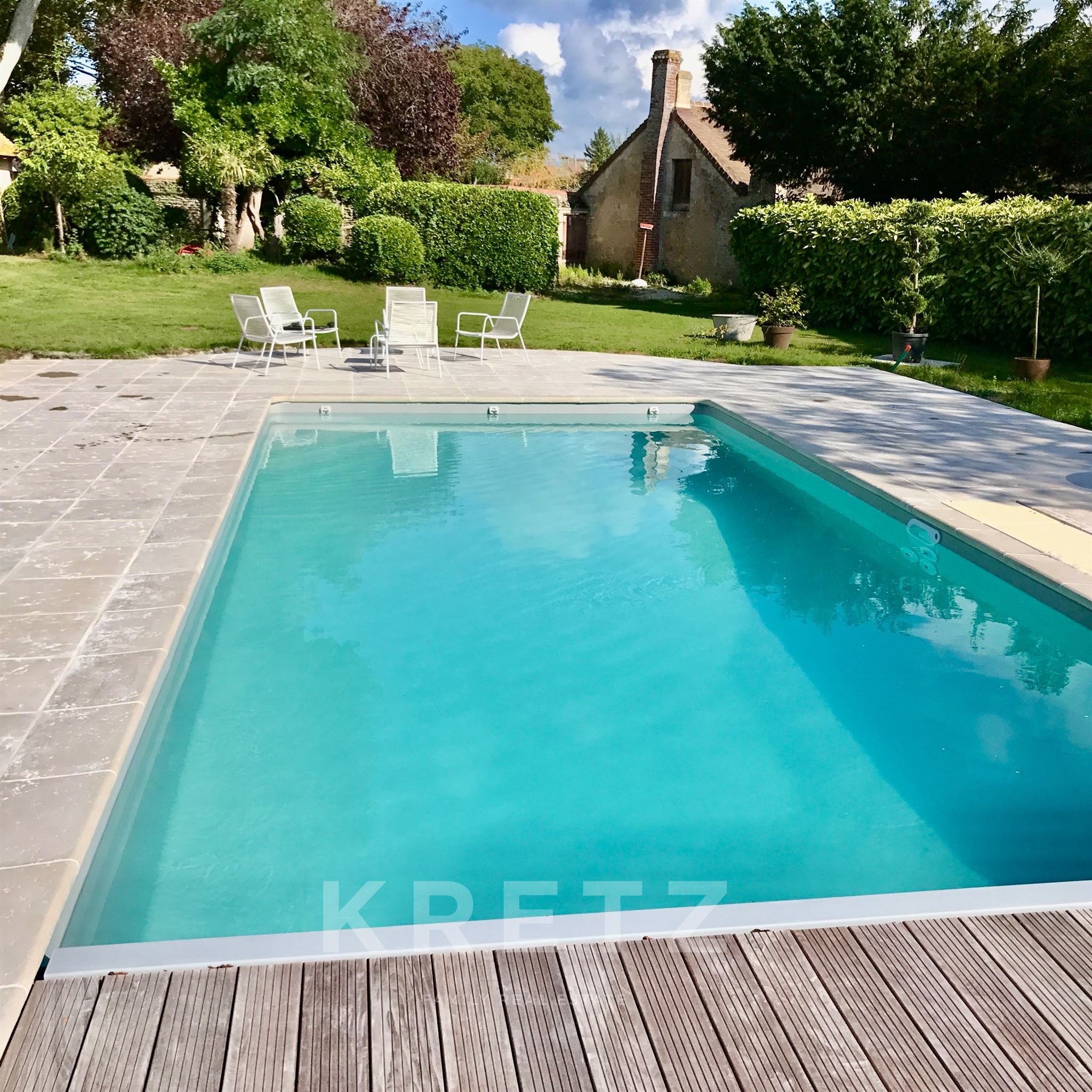 Exceptional 19th-Century Manor – 400 m from the Beach, swimming pool and parc 8000m2