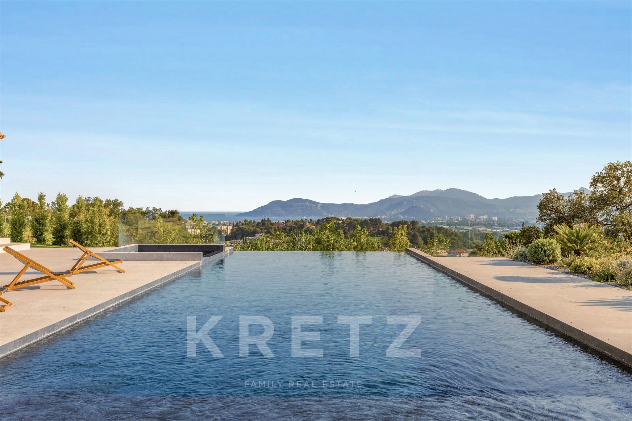 Private estate in Mougins with sea view