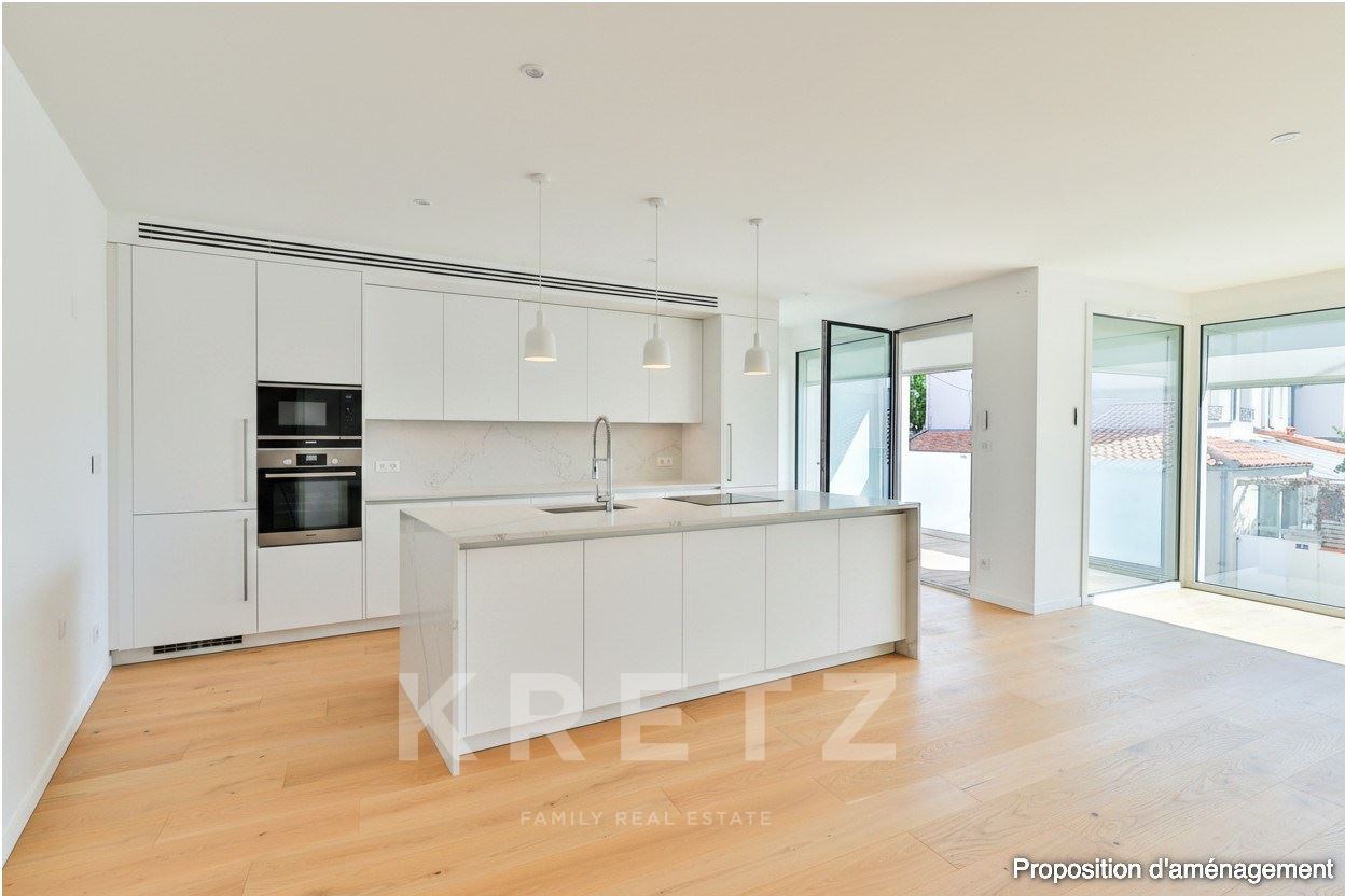 La Genette — Newly Built Architect-Designed Home with Elevator, Terrace and Garage
