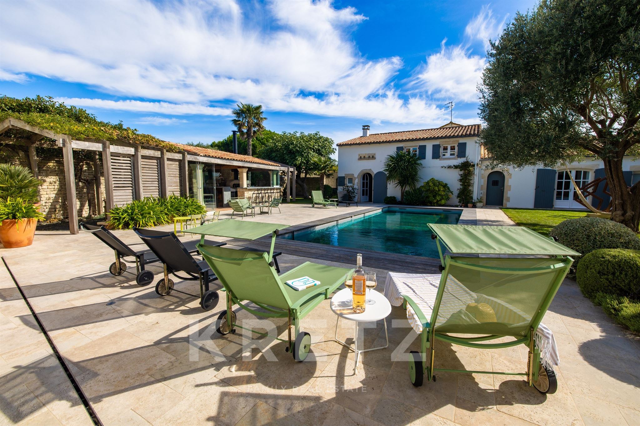 Exceptional property on Ré island