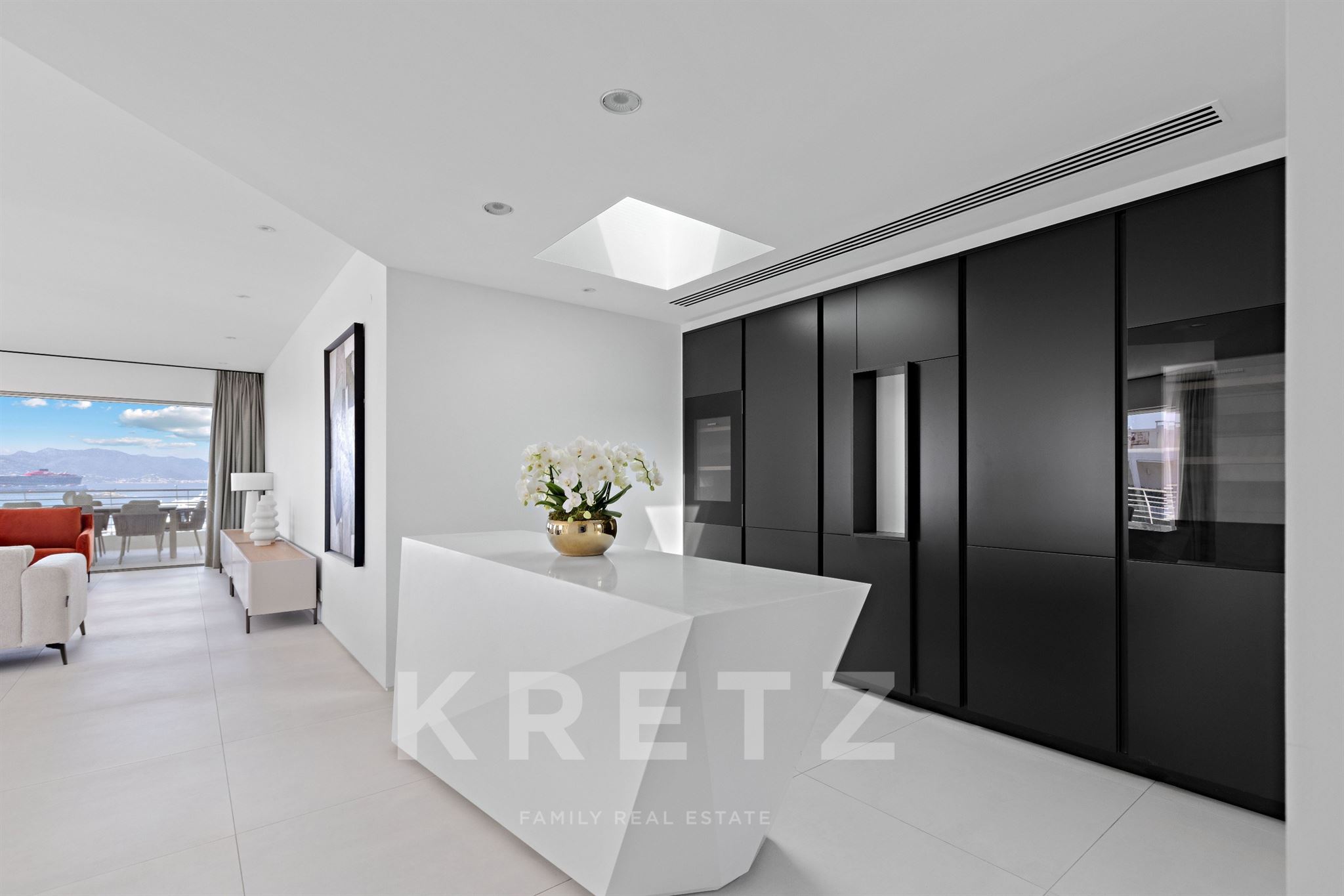 Exceptionnel Penthouse de Luxe avec Toit Terrasse Panoramique au Marly