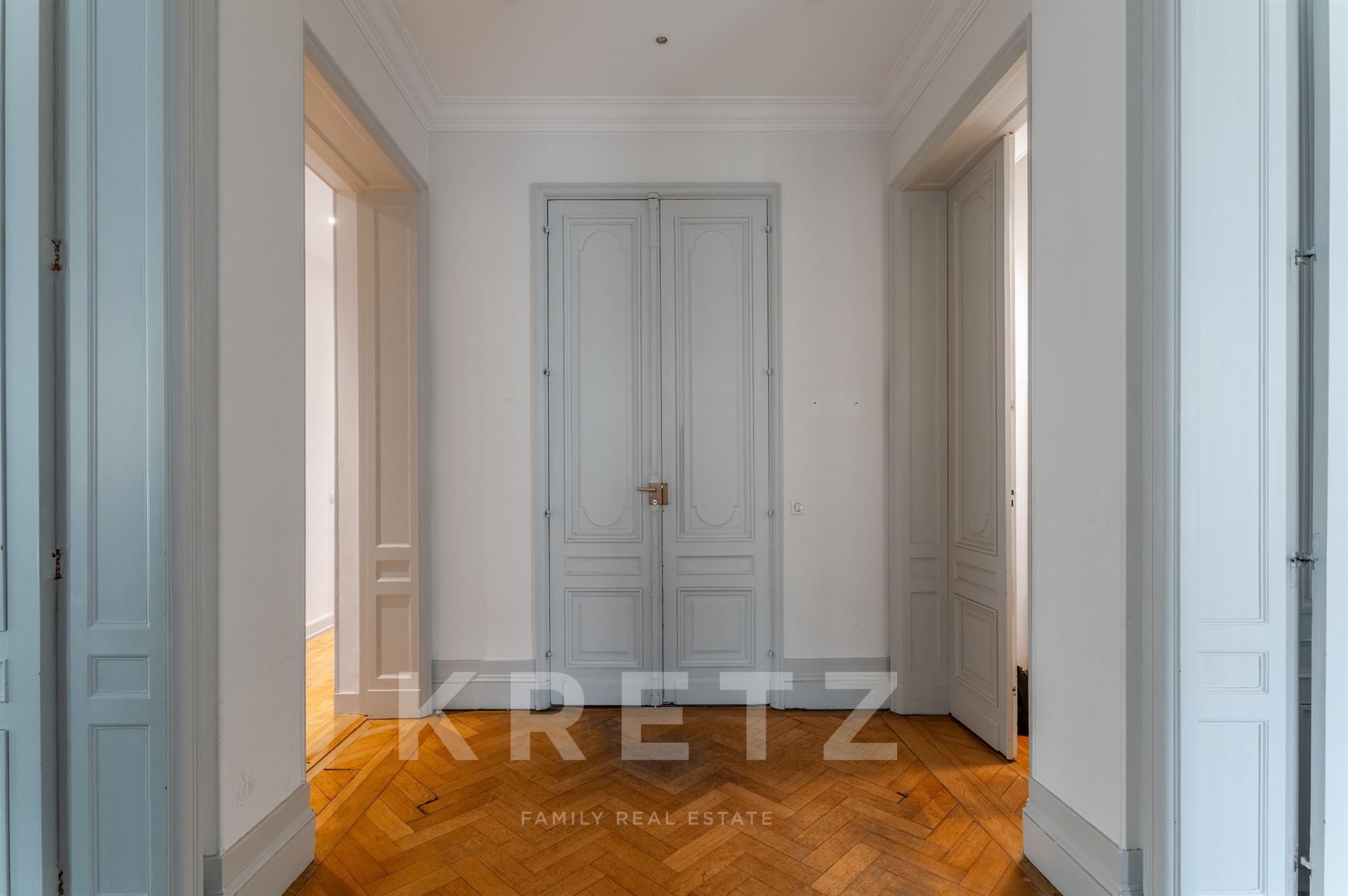 Prestigious Offices in the Heart of Bordeaux’s Golden Triangle - 250m²