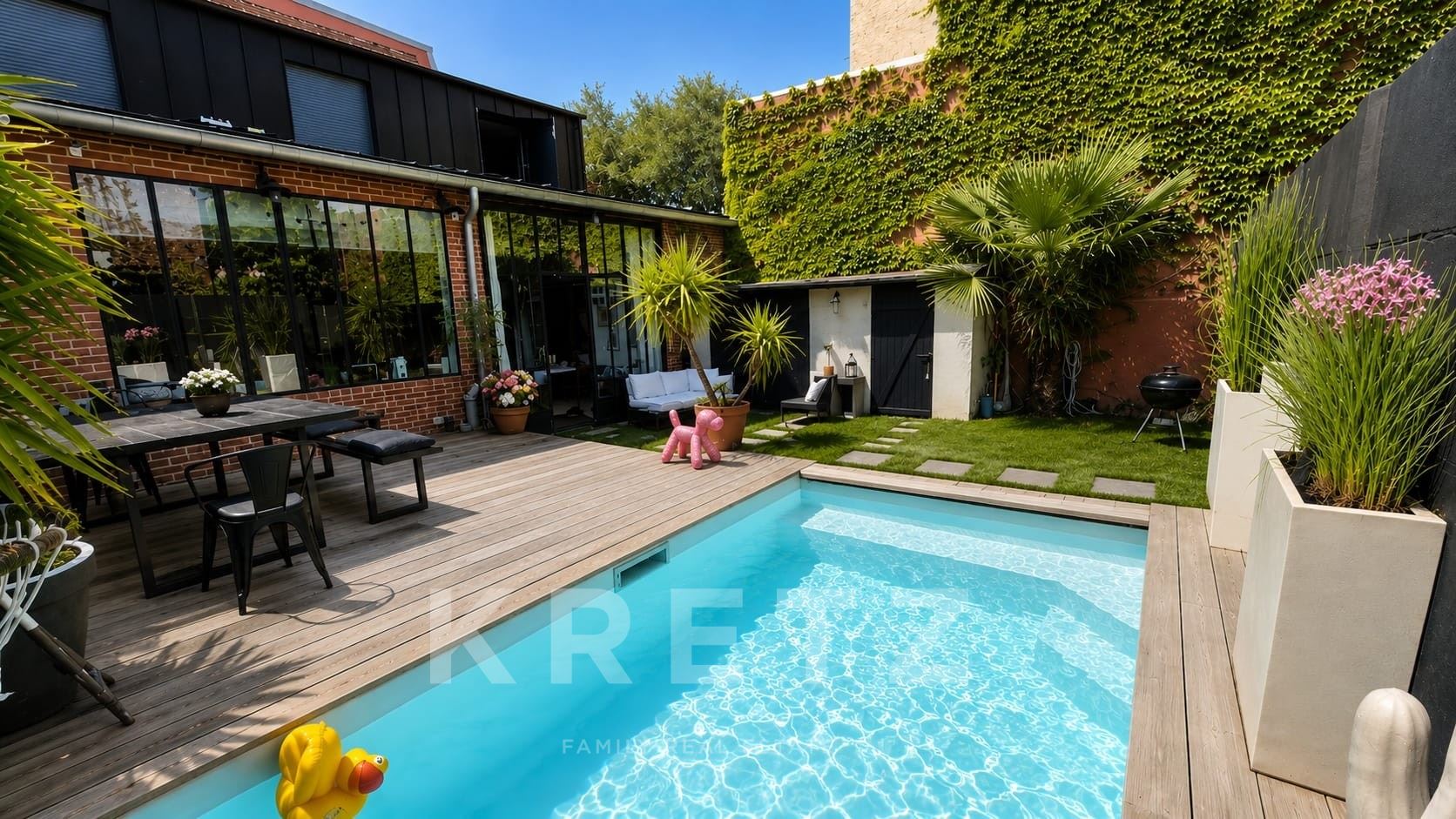 Colombes - Maison type loft avec piscine