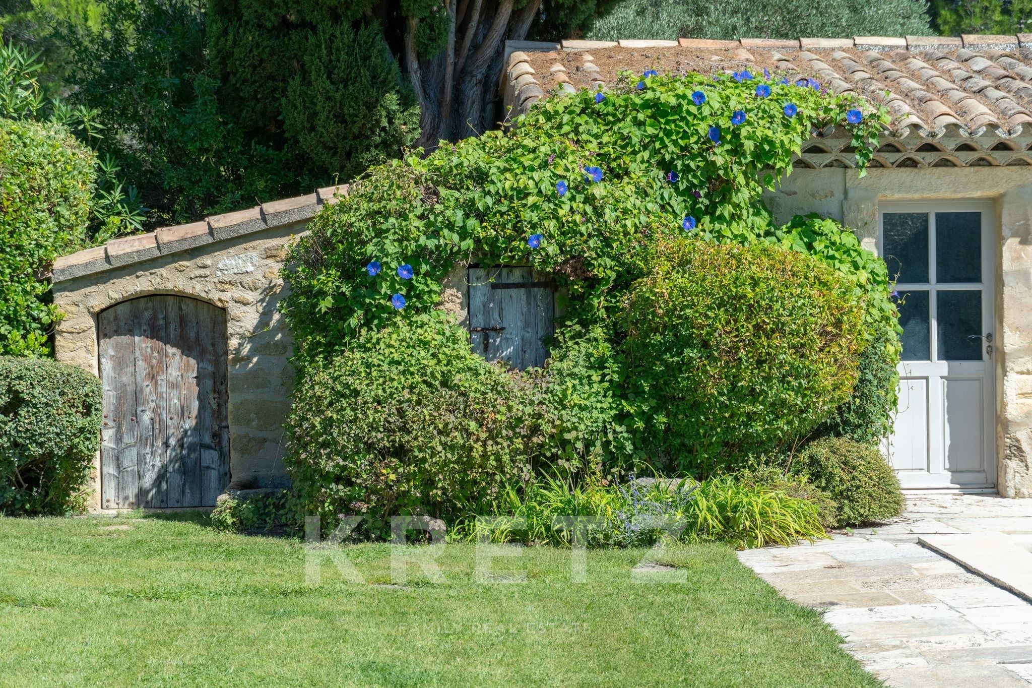 Propriété d’exception proche Lourmarin