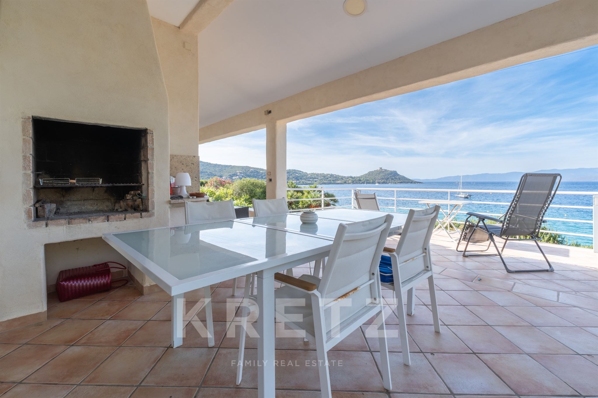 Maison familiale avec piscine